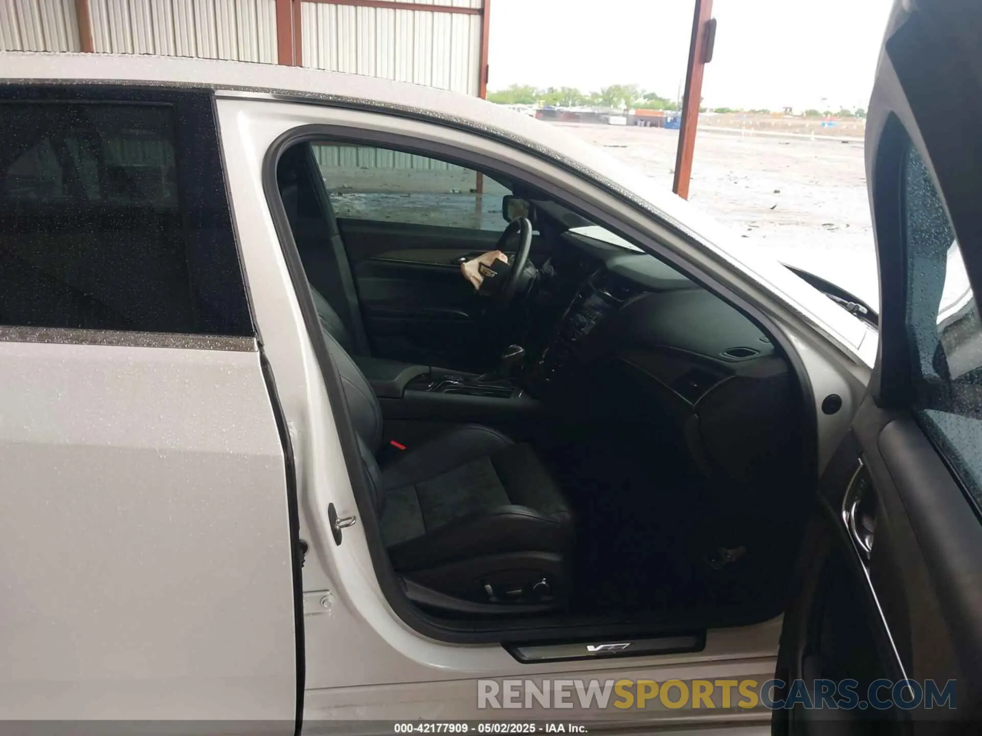 5 Photograph of a damaged car 1G6A15S66K0143718 CADILLAC CTS-V 2019