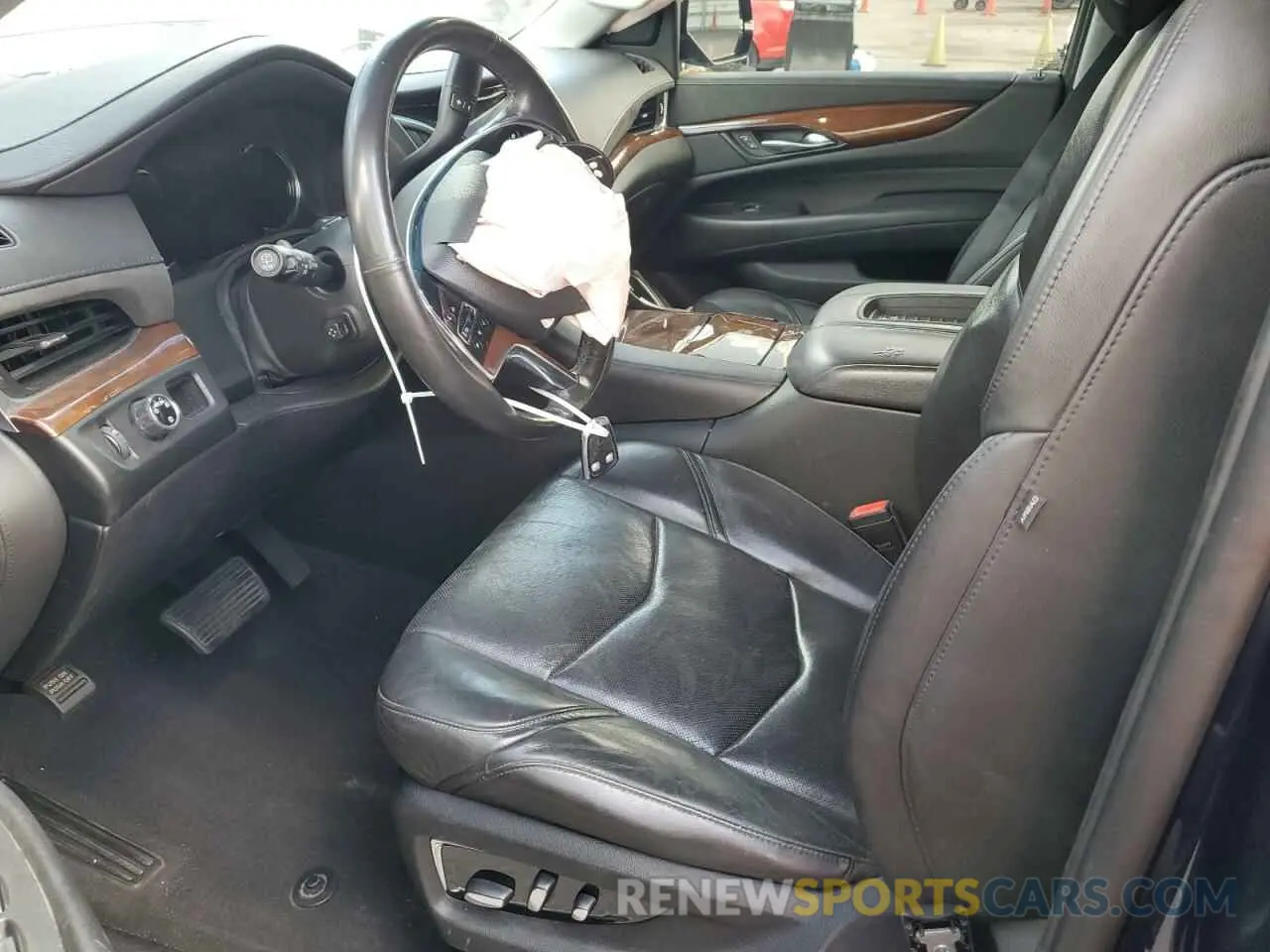7 Photograph of a damaged car 1GYS3AKJ6KR324090 CADILLAC ESCALADE 2019