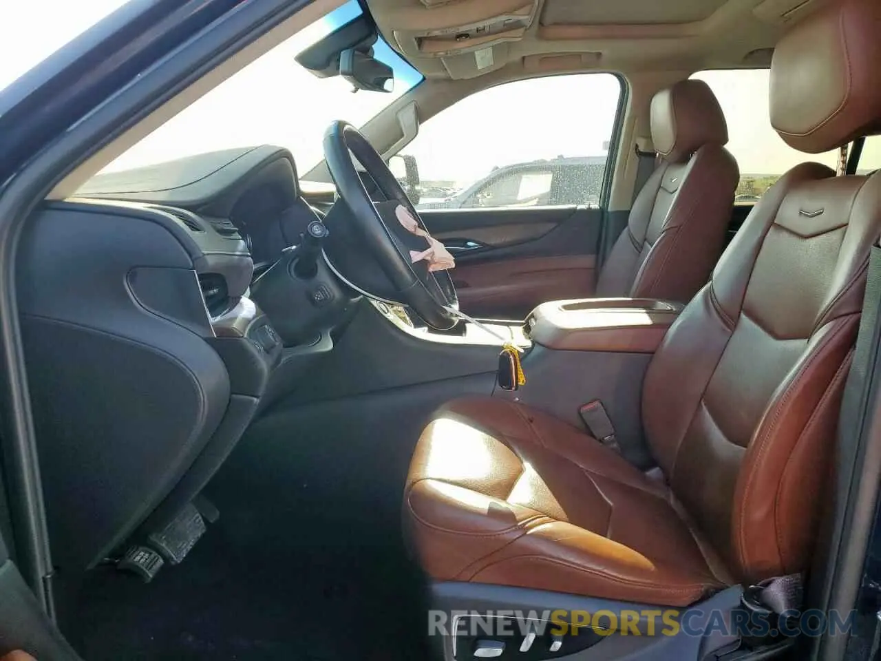 7 Photograph of a damaged car 1GYS3BKJ0KR212892 CADILLAC ESCALADE 2019