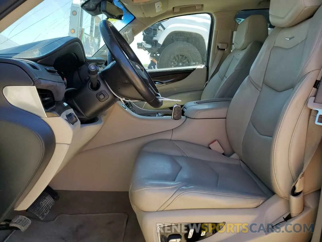 7 Photograph of a damaged car 1GYS3BKJ1KR111490 CADILLAC ESCALADE 2019