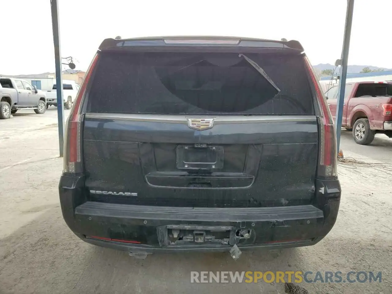 6 Photograph of a damaged car 1GYS3BKJ9KR268006 CADILLAC ESCALADE 2019