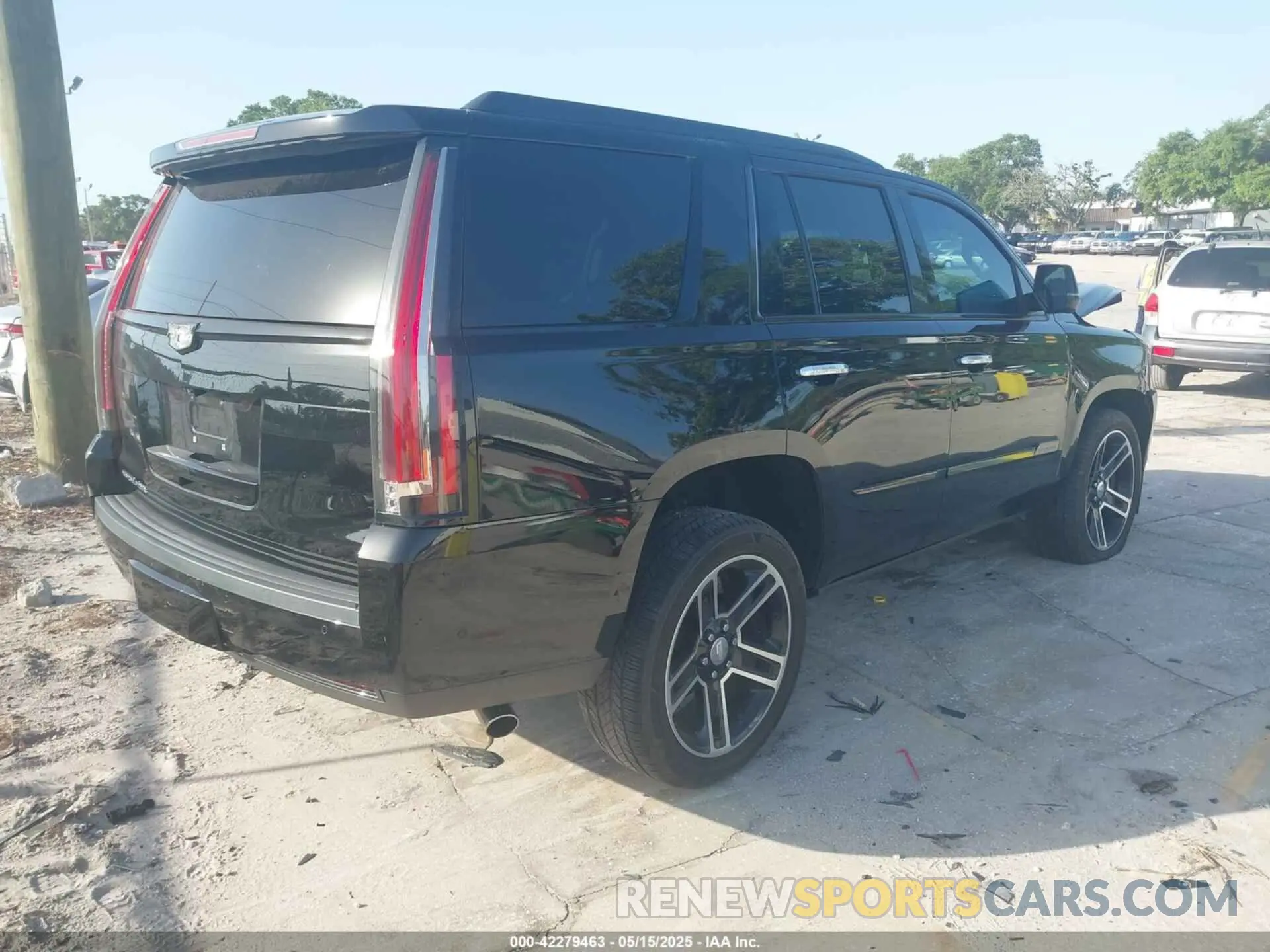 4 Фотография поврежденного автомобиля 1GYS3BKJXKR241607 CADILLAC ESCALADE 2019
