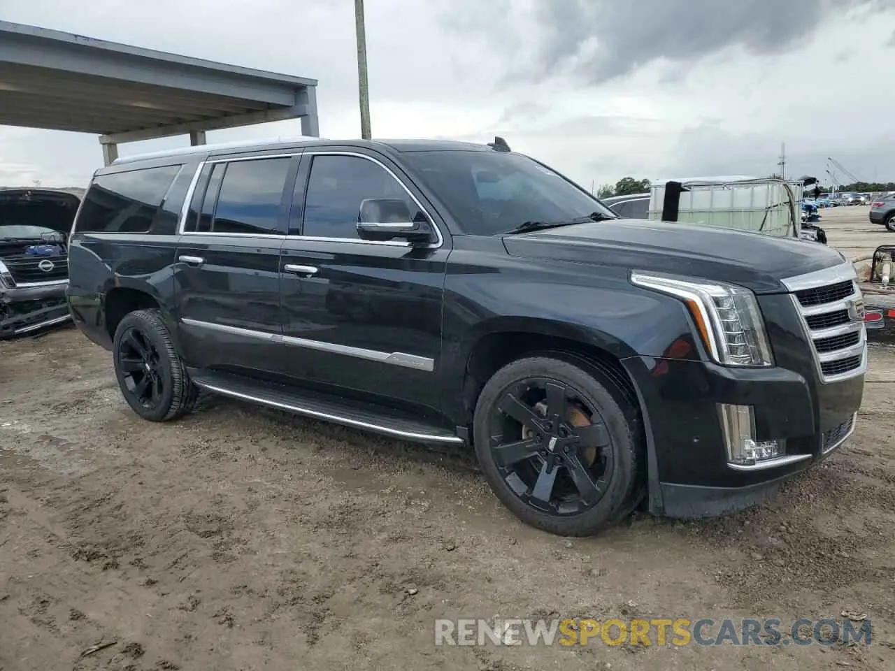 4 Photograph of a damaged car 1GYS3HKJ1KR296238 CADILLAC ESCALADE 2019