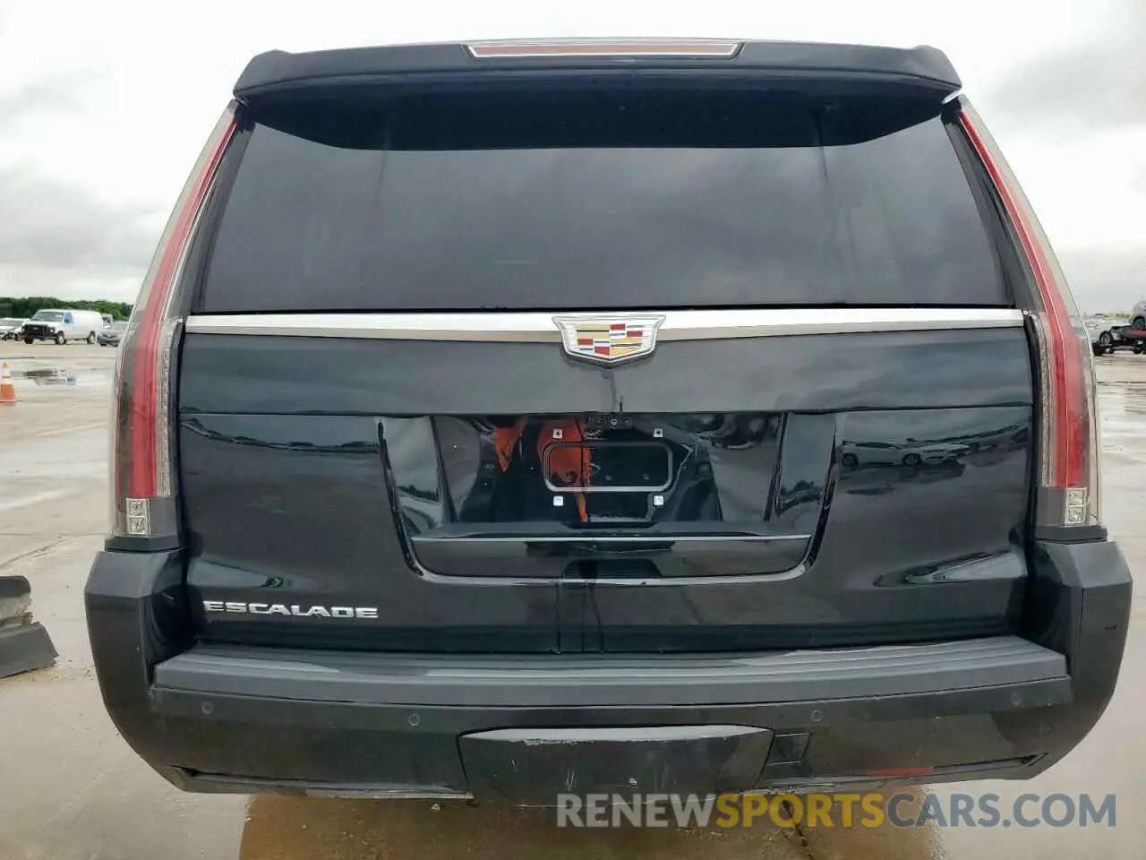 6 Photograph of a damaged car 1GYS3JKJXKR210075 CADILLAC ESCALADE 2019