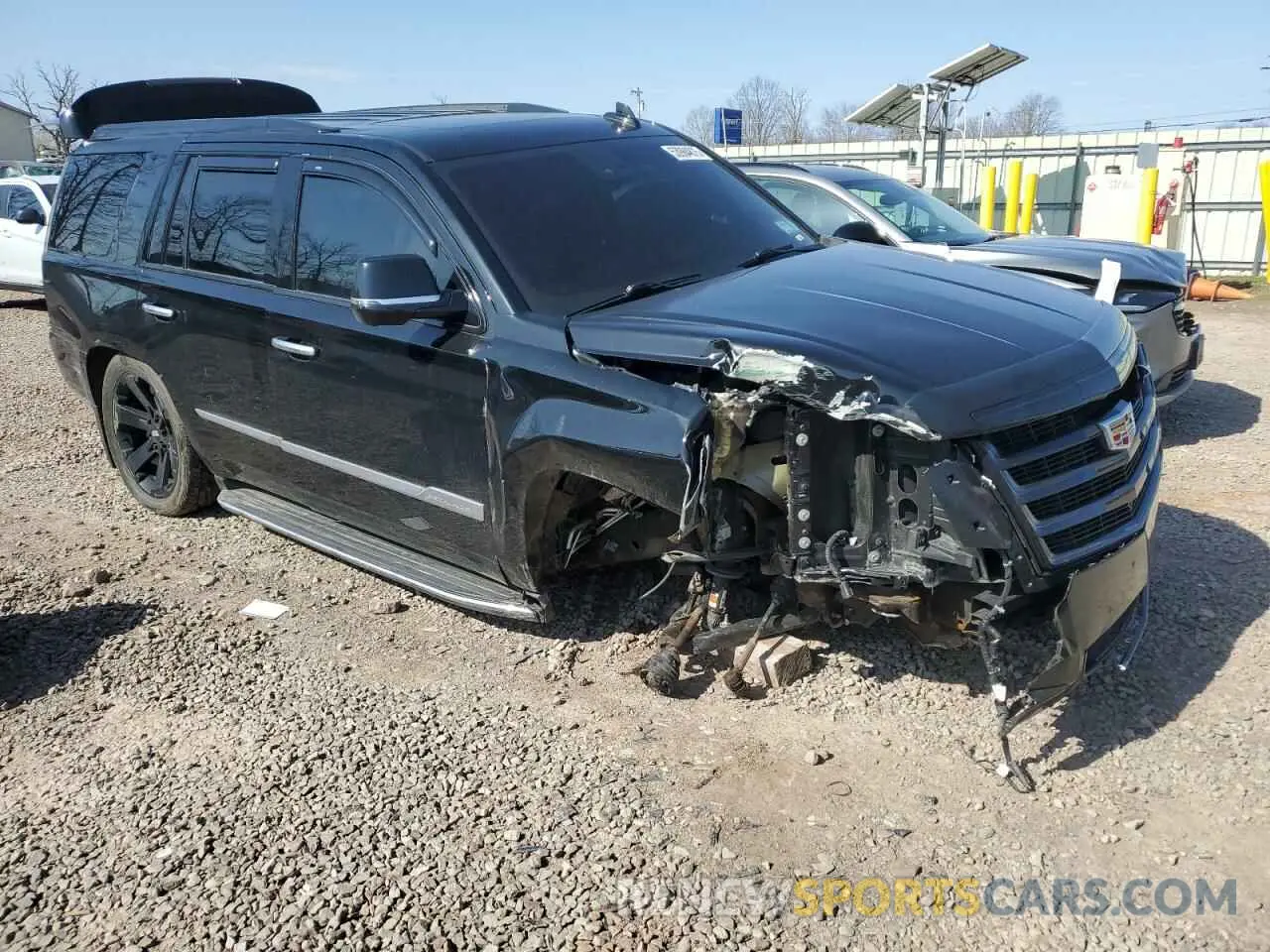 4 Photograph of a damaged car 1GYS4BKJ3KR277264 CADILLAC ESCALADE 2019