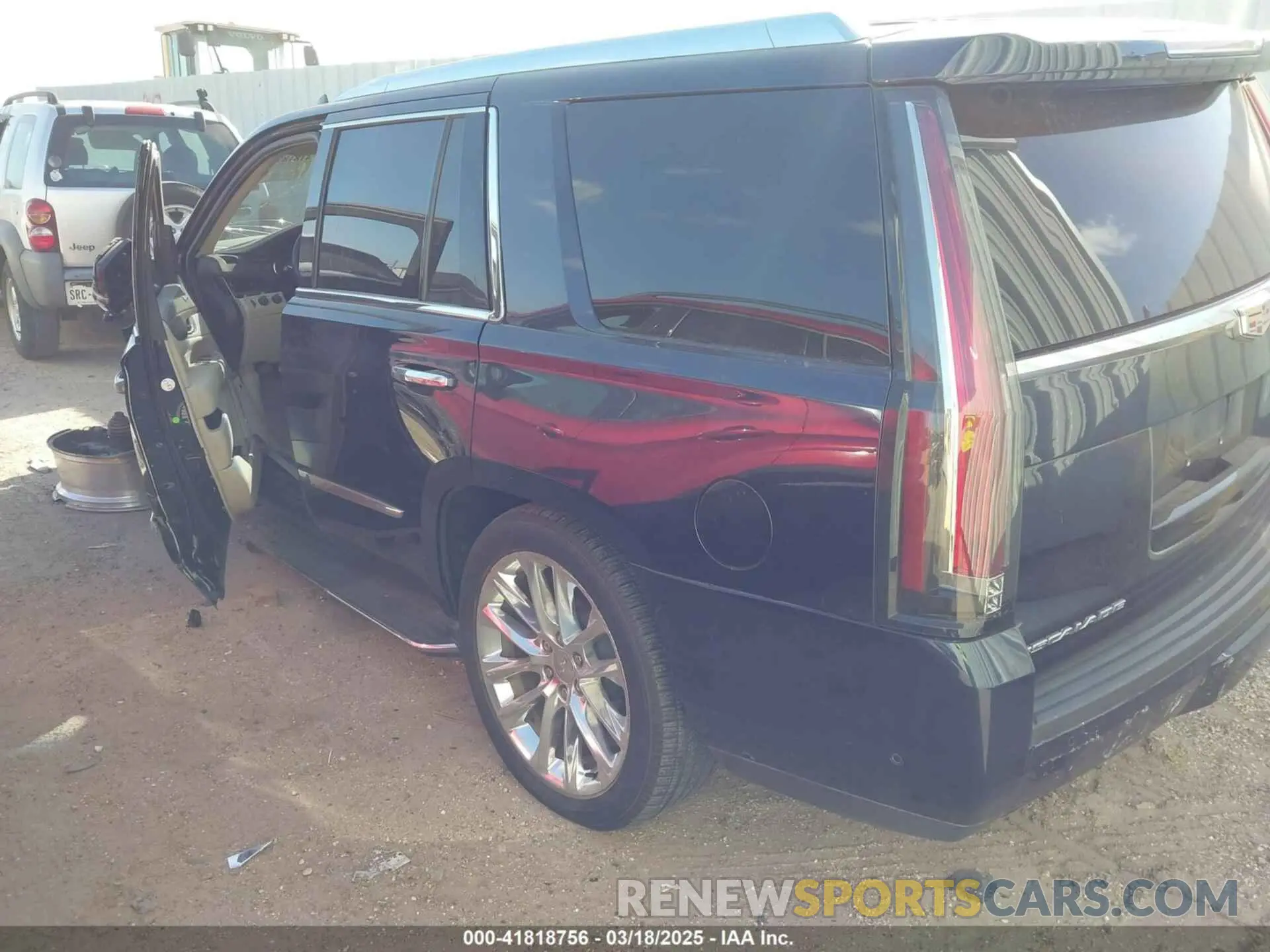 3 Фотография поврежденного автомобиля 1GYS4BKJ4KR291044 CADILLAC ESCALADE 2019