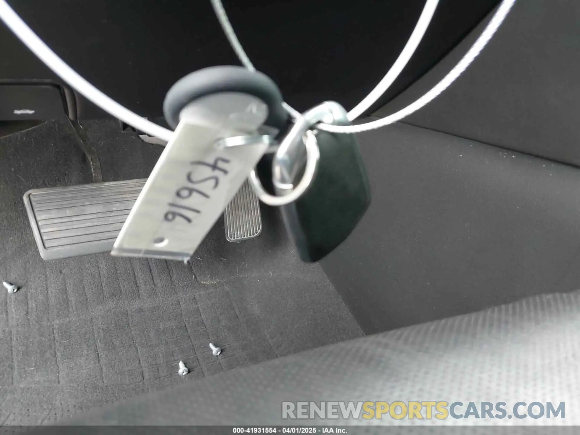 11 Photograph of a damaged car 1GYS4CKJ4KR265131 CADILLAC ESCALADE 2019