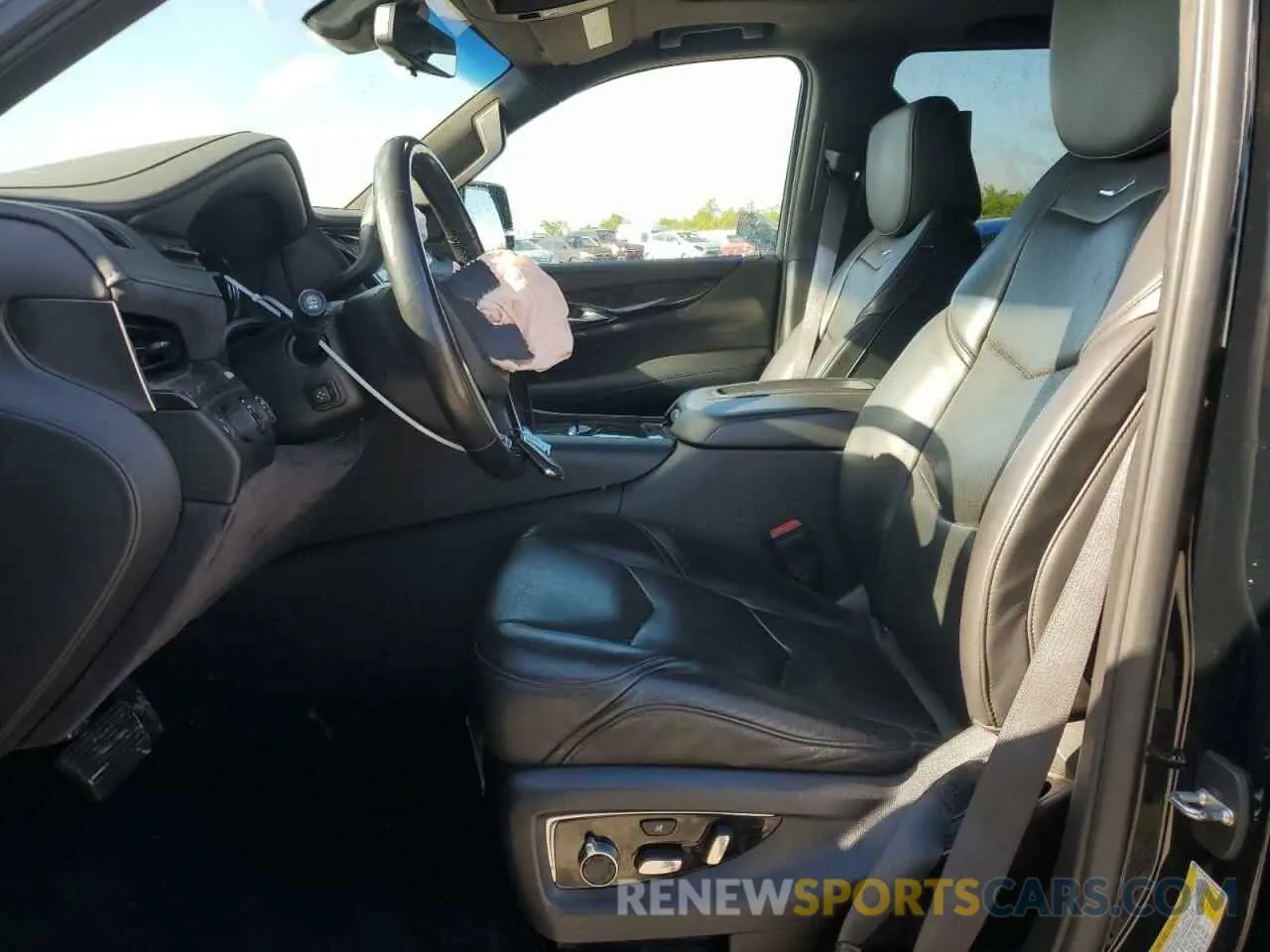 7 Фотография поврежденного автомобиля 1GYS4DKJ2KR169309 CADILLAC ESCALADE 2019