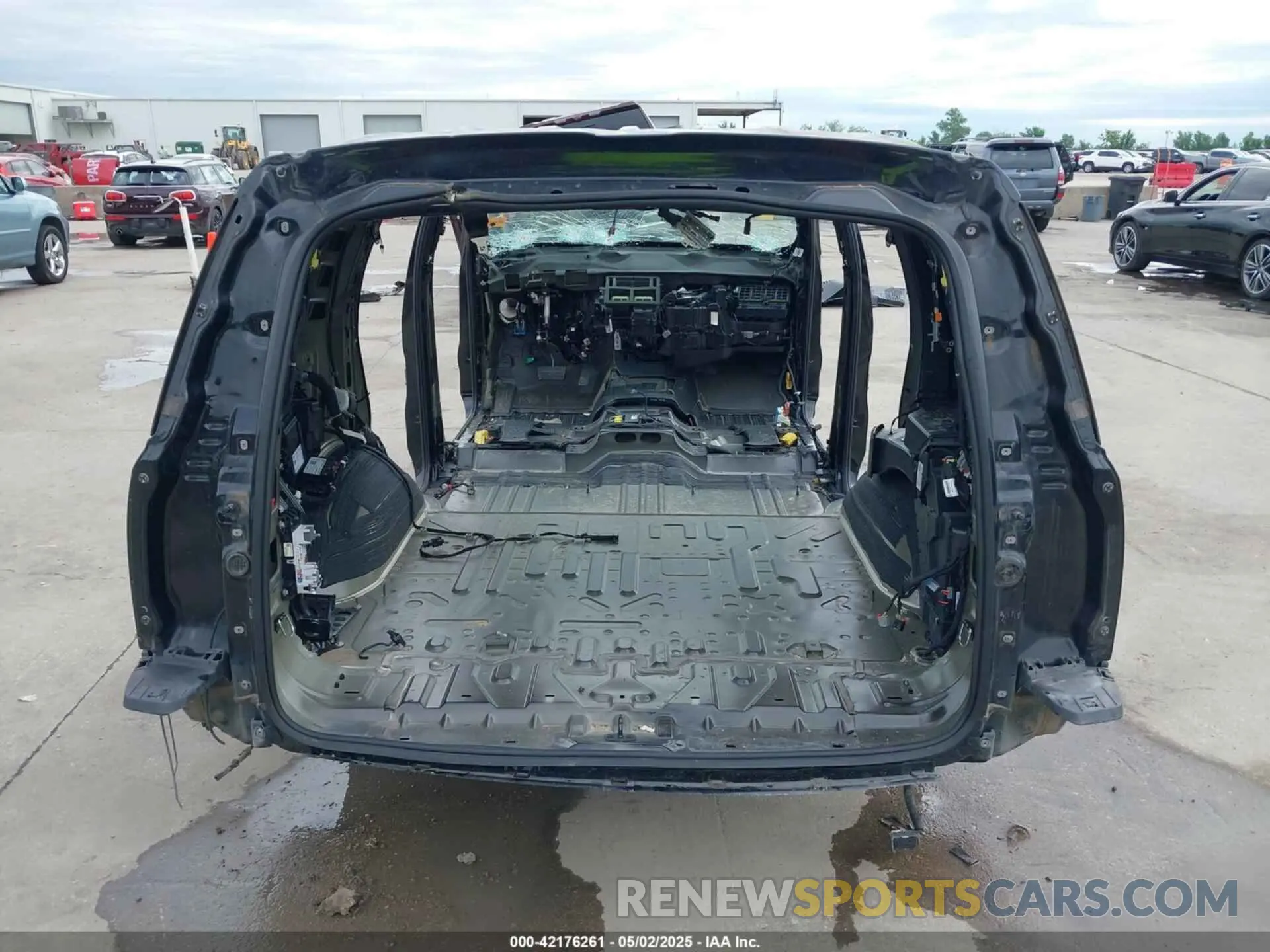 15 Фотография поврежденного автомобиля 1GYS4DKJ2KR331620 CADILLAC ESCALADE 2019