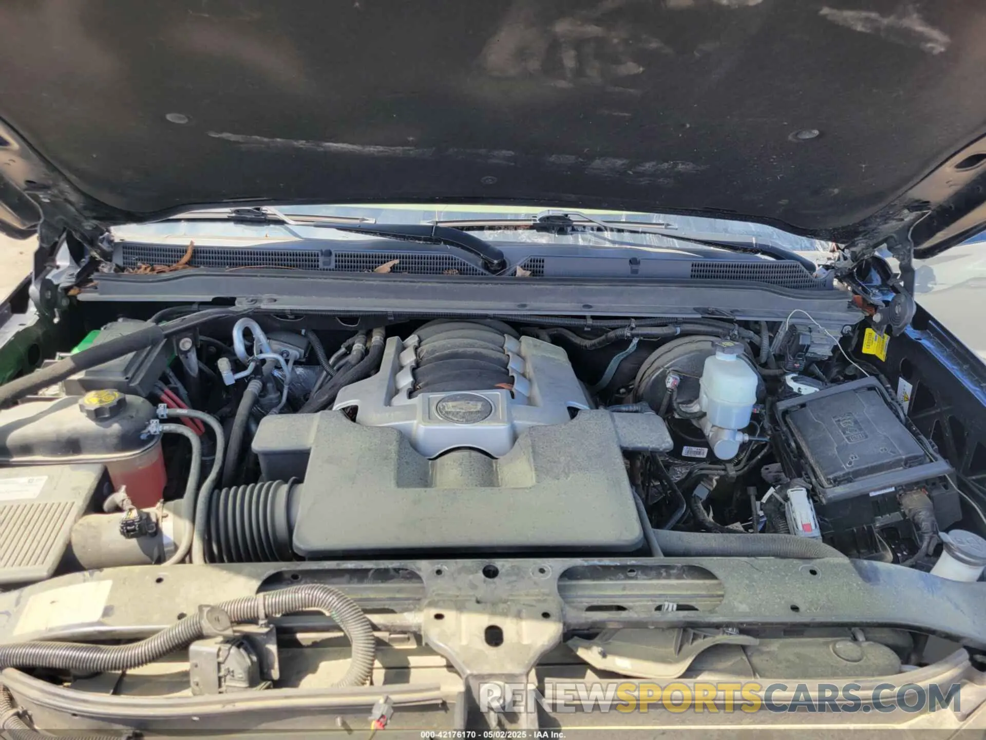 10 Photograph of a damaged car 1GYS4DKJ9KR138333 CADILLAC ESCALADE 2019
