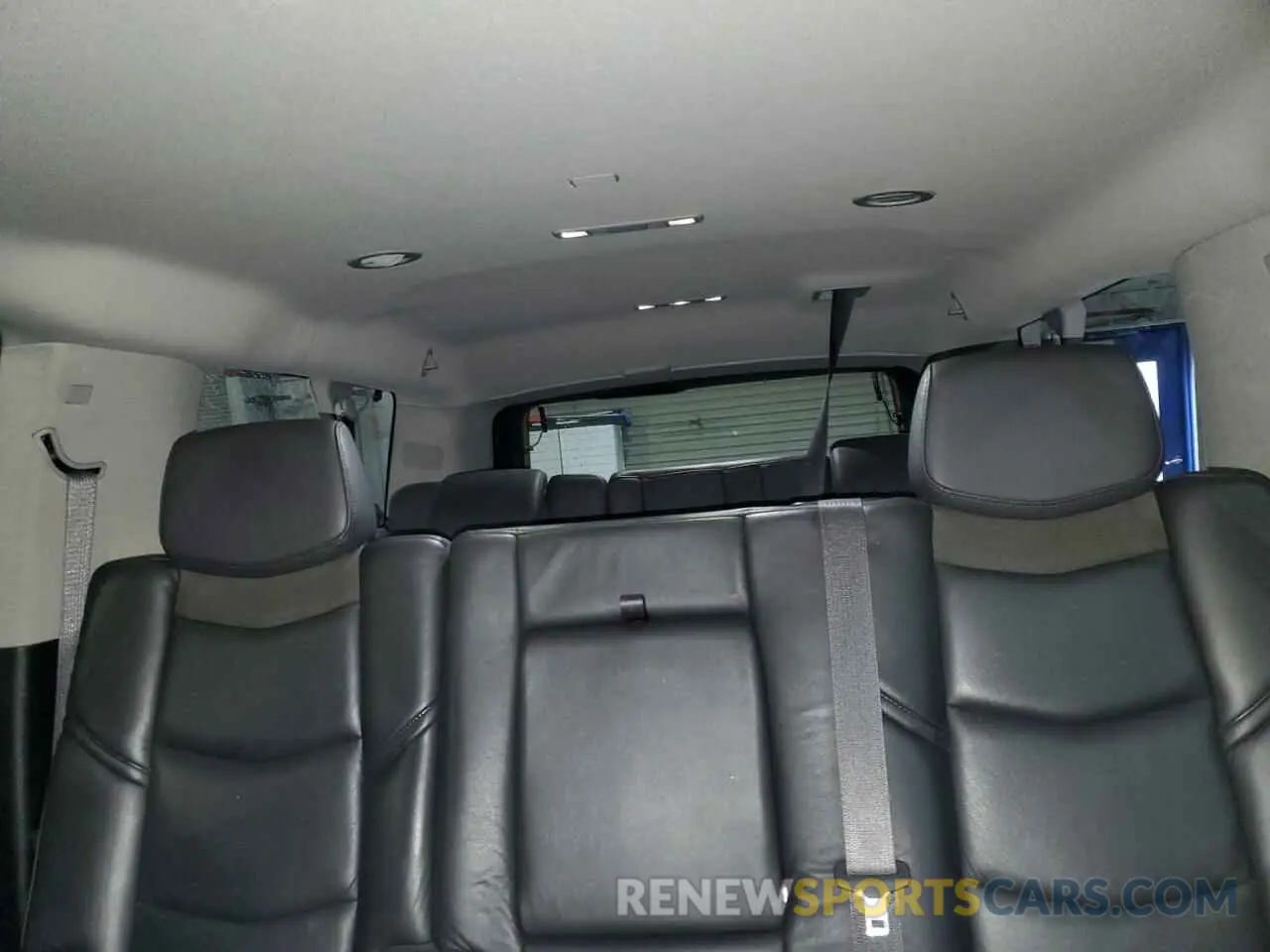 10 Photograph of a damaged car 1GYS4GKJ3KR342188 CADILLAC ESCALADE 2019
