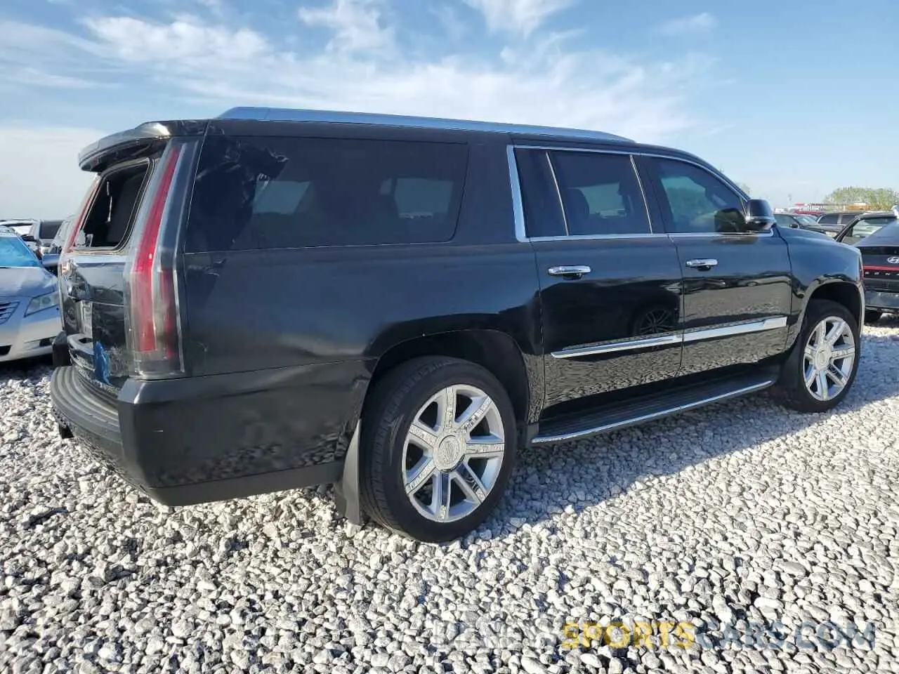 3 Photograph of a damaged car 1GYS4HKJ2KR138634 CADILLAC ESCALADE 2019