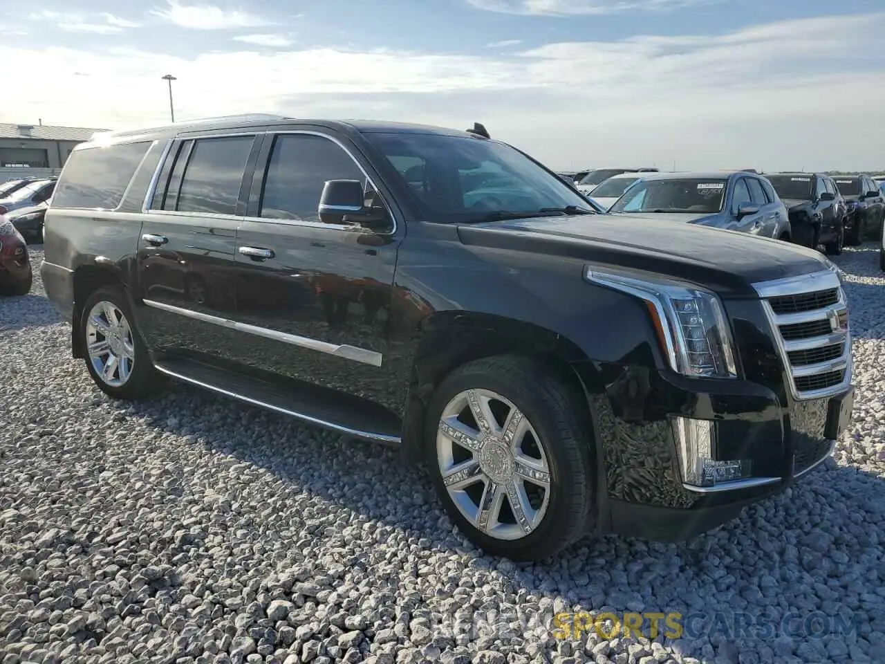4 Photograph of a damaged car 1GYS4HKJ2KR138634 CADILLAC ESCALADE 2019