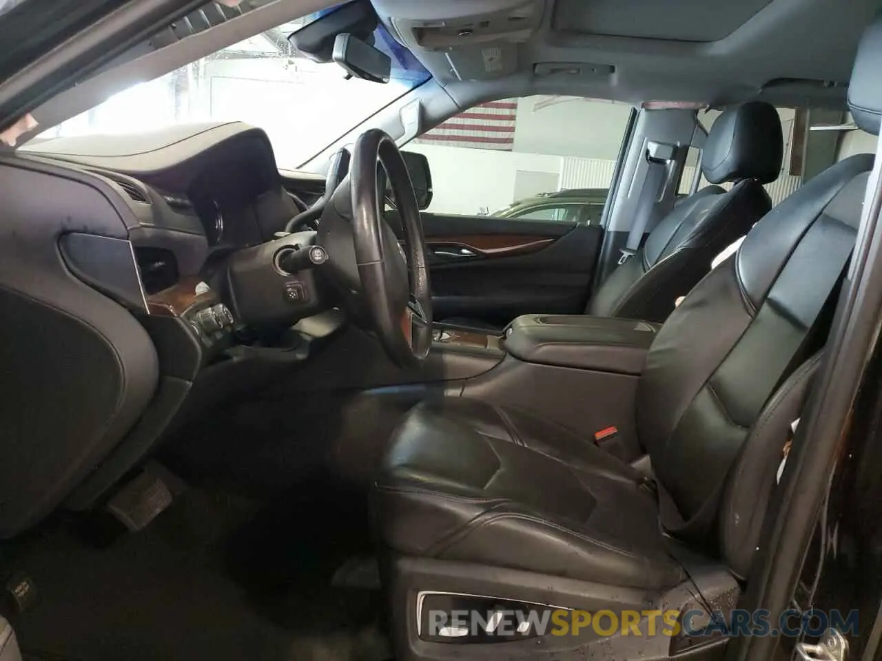7 Photograph of a damaged car 1GYS4HKJ2KR138634 CADILLAC ESCALADE 2019