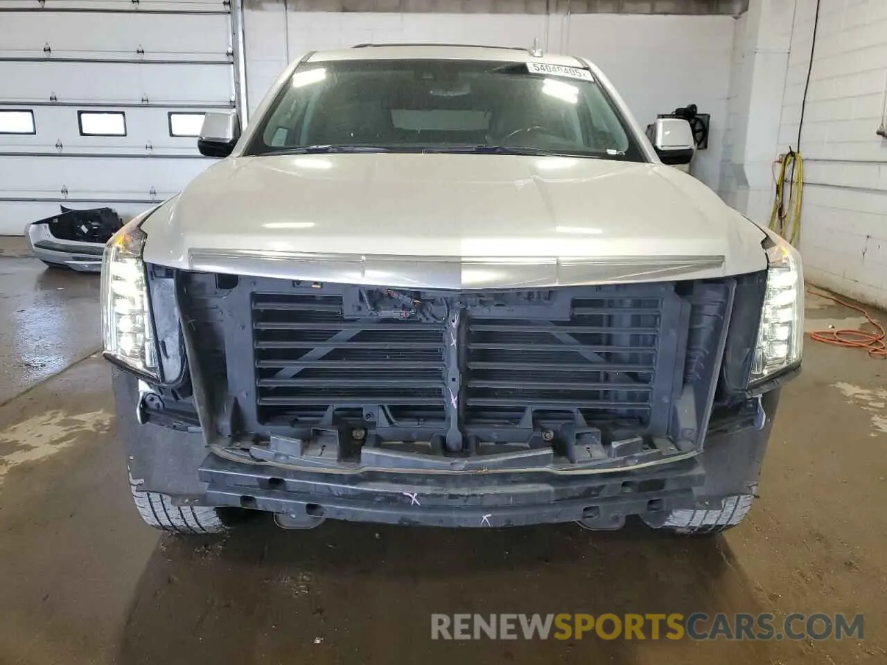 5 Photograph of a damaged car 1GYS4HKJ9KR159805 CADILLAC ESCALADE 2019
