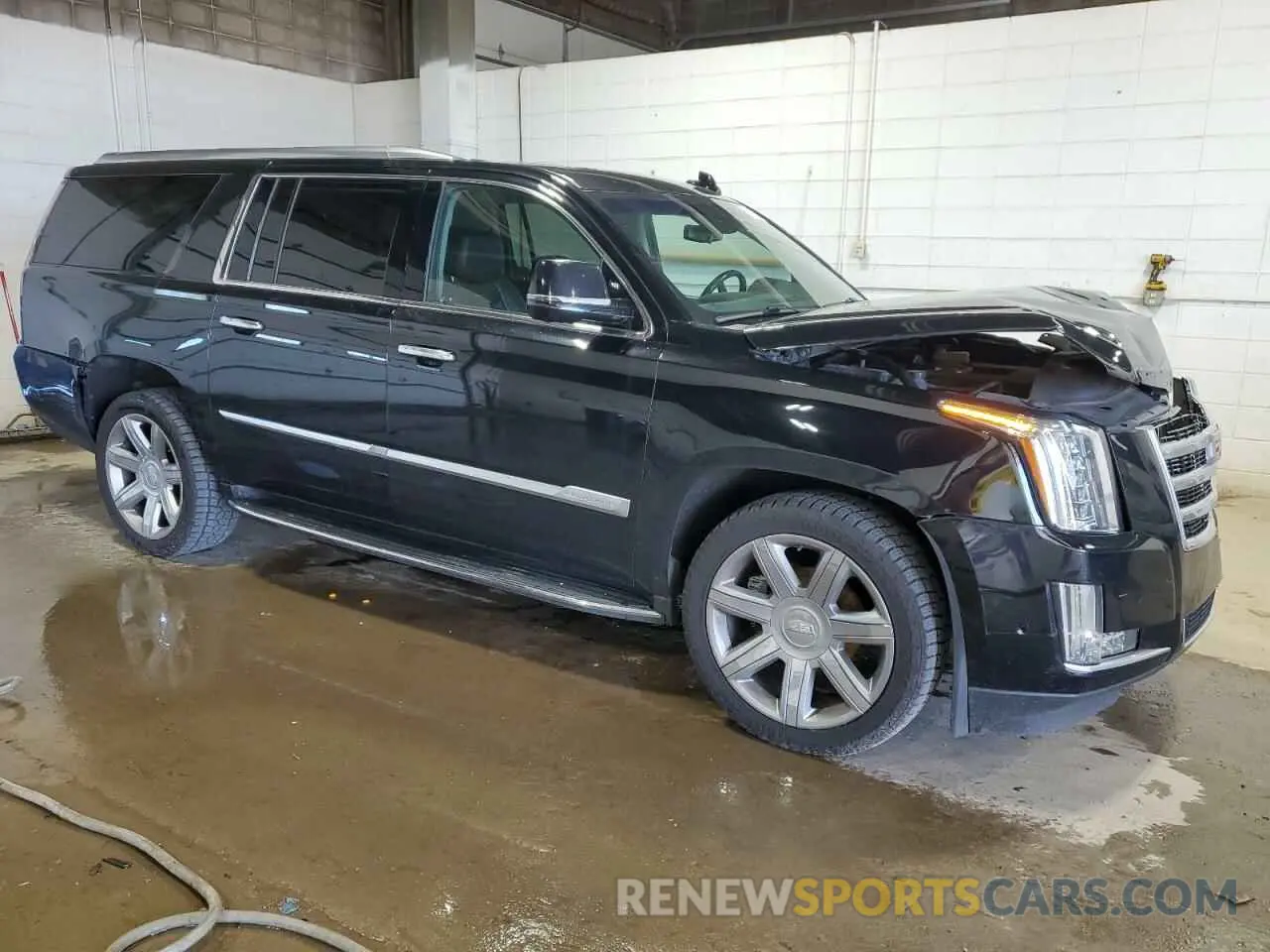 4 Photograph of a damaged car 1GYS4HKJ9KR162512 CADILLAC ESCALADE 2019