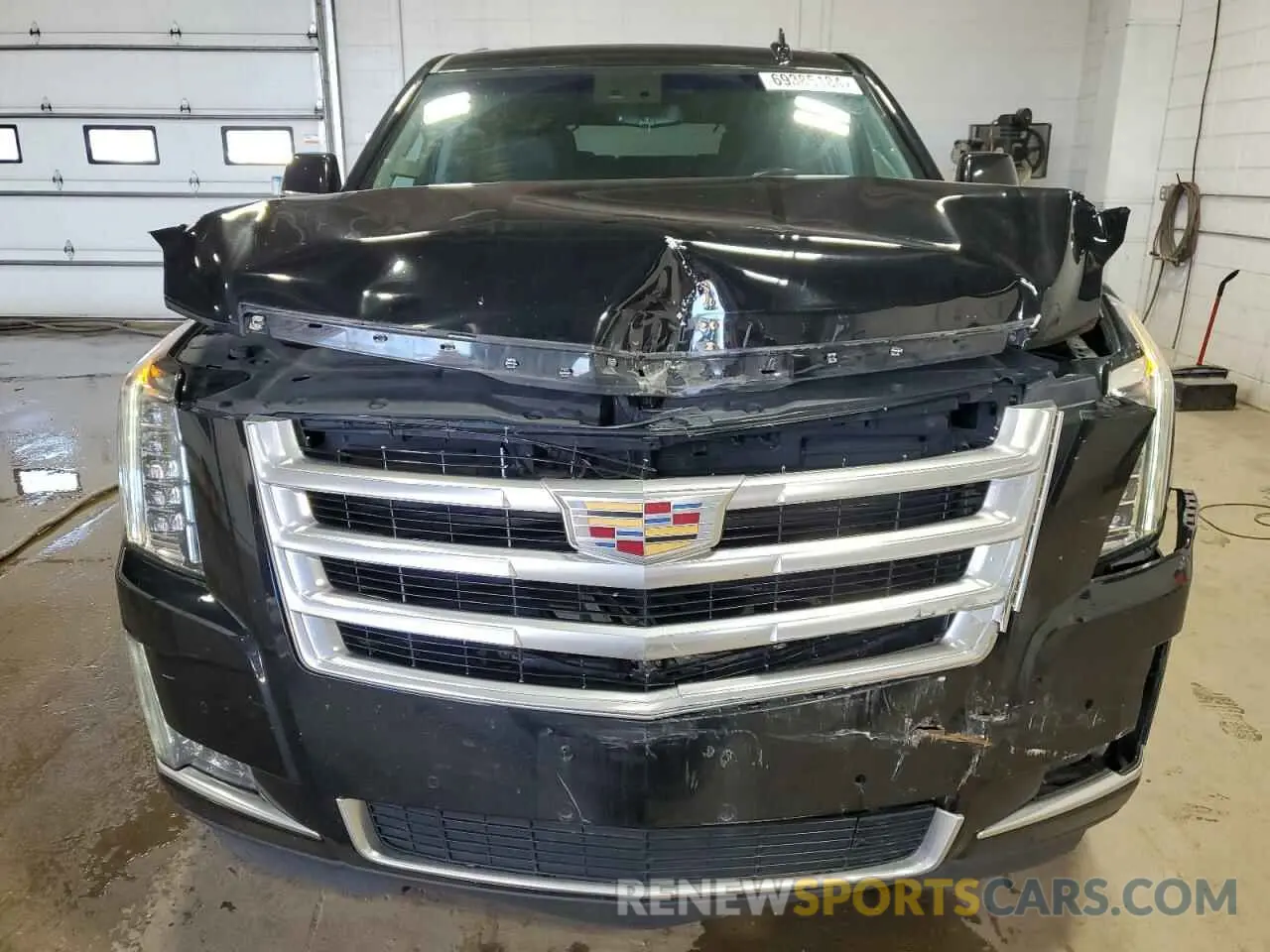 5 Photograph of a damaged car 1GYS4HKJ9KR162512 CADILLAC ESCALADE 2019