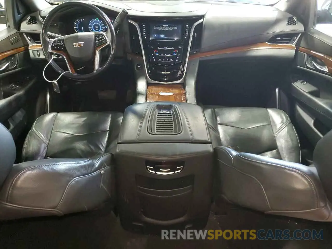 8 Photograph of a damaged car 1GYS4HKJ9KR162512 CADILLAC ESCALADE 2019