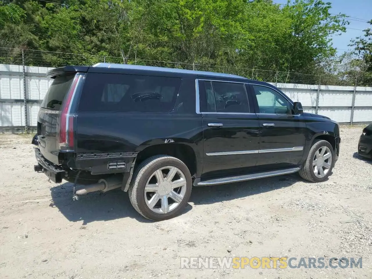 3 Photograph of a damaged car 1GYS4JKJ3KR300522 CADILLAC ESCALADE 2019