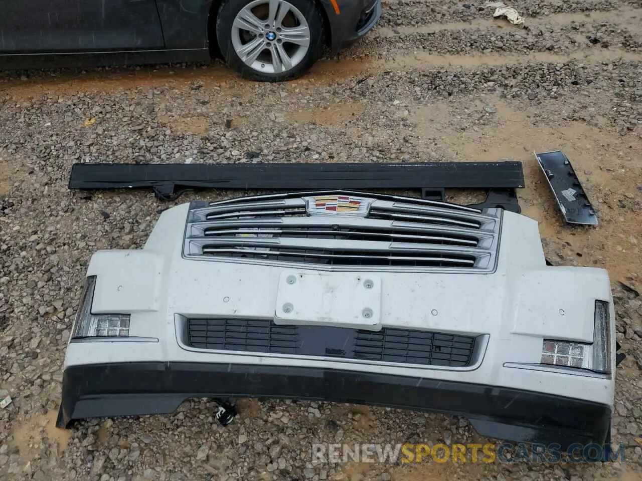 13 Photograph of a damaged car 1GYS4KKJ0KR355581 CADILLAC ESCALADE 2019