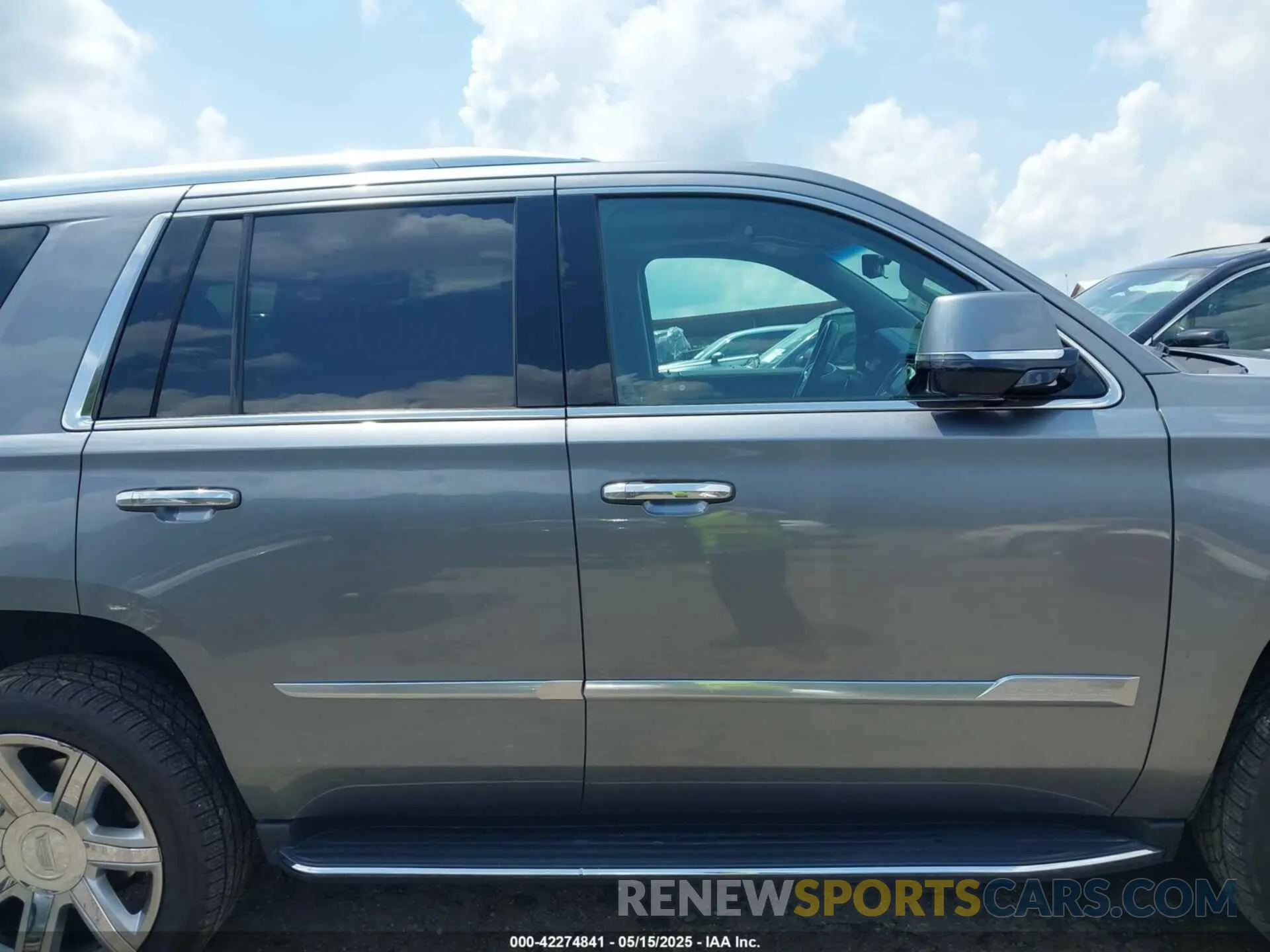 13 Фотография поврежденного автомобиля 1GYS3BKJ0LR116410 CADILLAC ESCALADE 2020