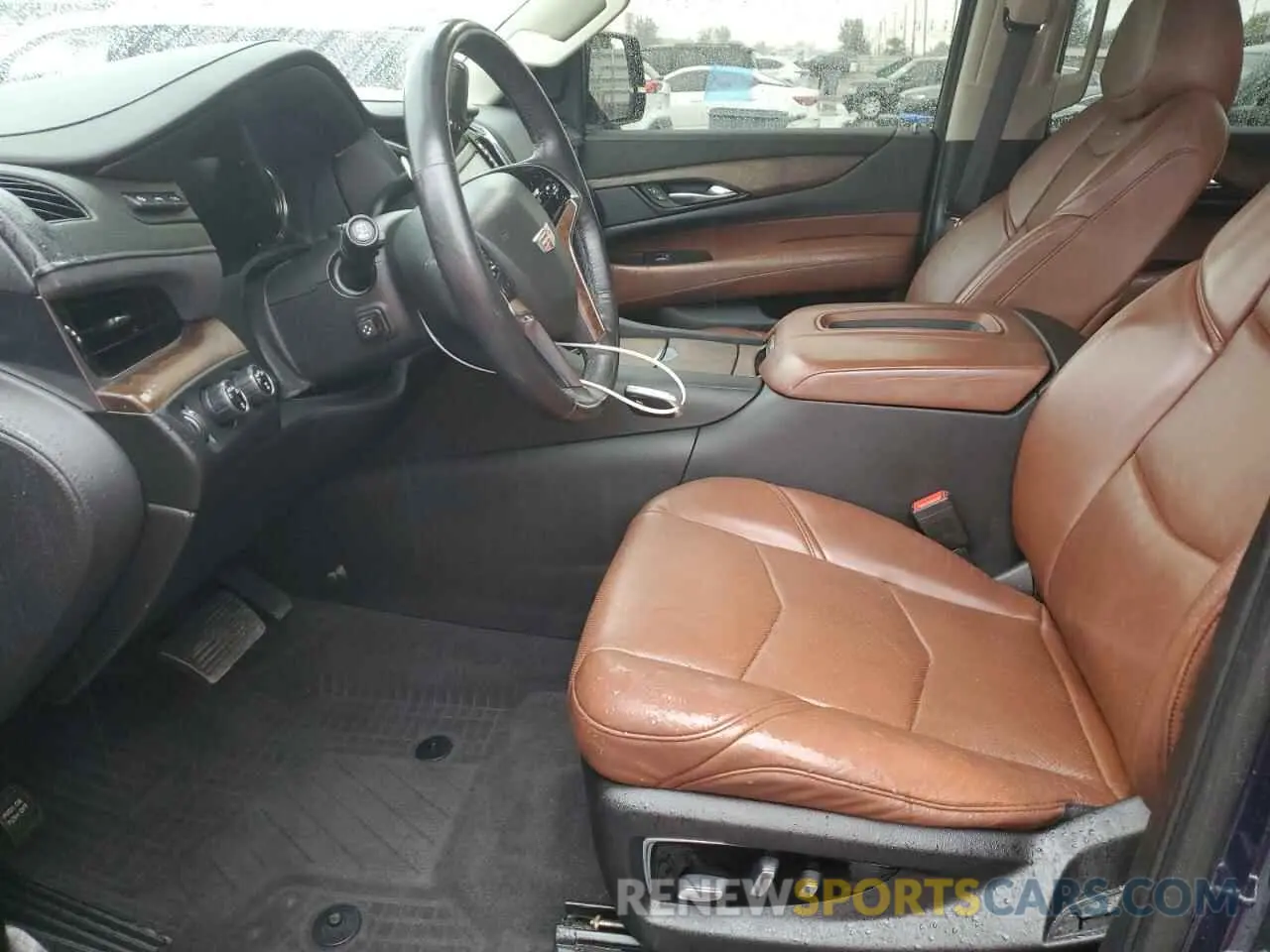 7 Photograph of a damaged car 1GYS3HKJ4LR211183 CADILLAC ESCALADE 2020