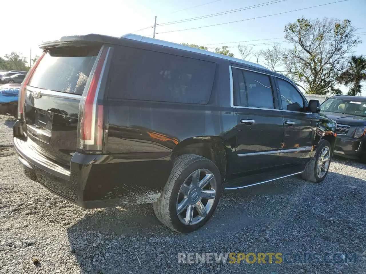 3 Фотография поврежденного автомобиля 1GYS3HKJ8LR221392 CADILLAC ESCALADE 2020
