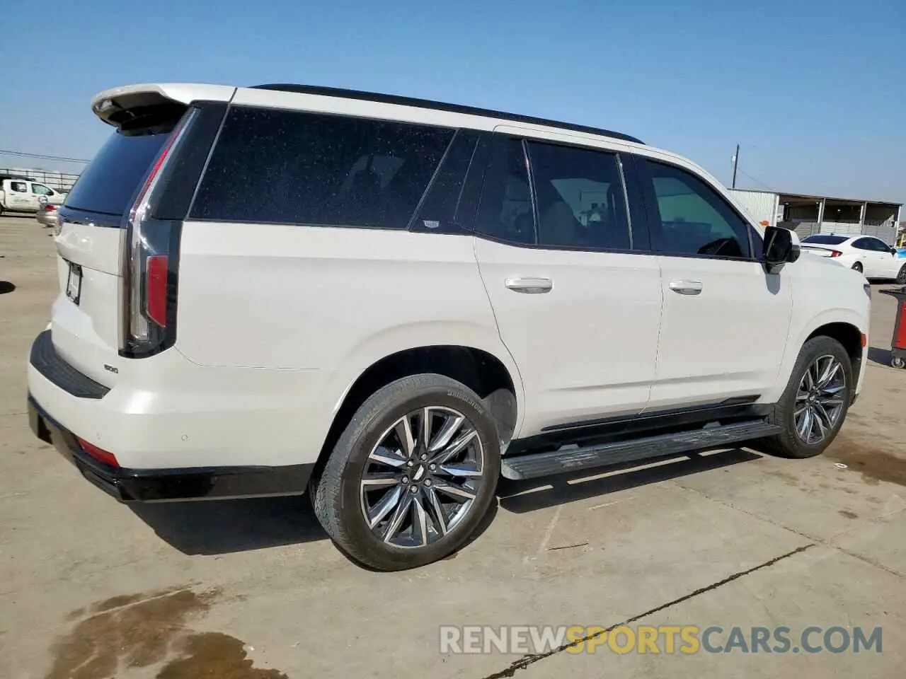 3 Photograph of a damaged car 1GYS3EKL4MR261678 CADILLAC ESCALADE 2021