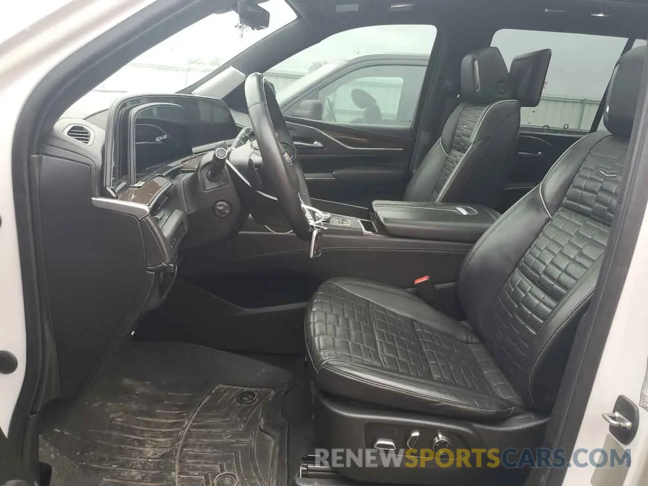 7 Photograph of a damaged car 1GYS3GKLXMR378824 CADILLAC ESCALADE 2021