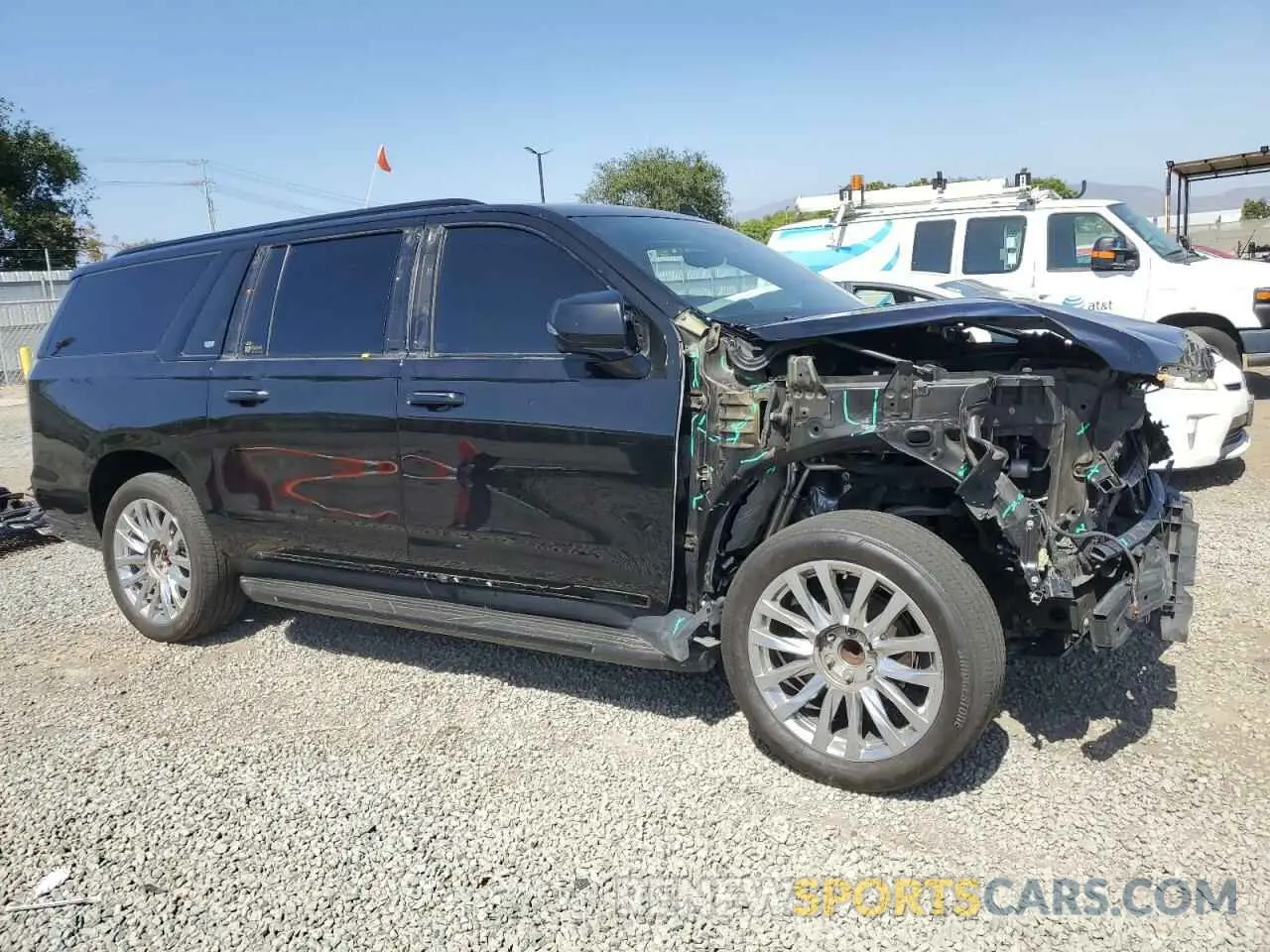 4 Photograph of a damaged car 1GYS3KKLXMR316505 CADILLAC ESCALADE 2021