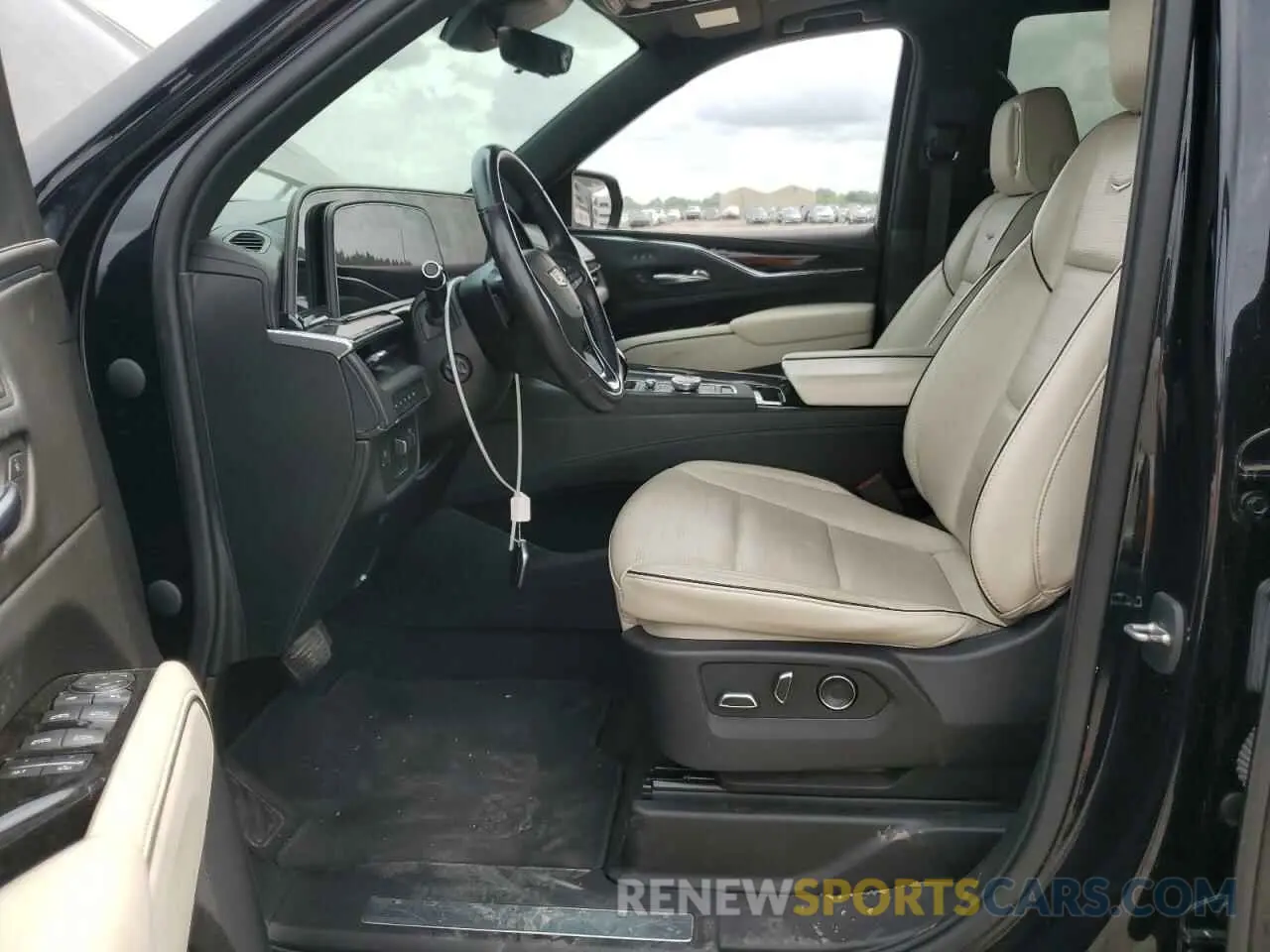 7 Photograph of a damaged car 1GYS4EKL5MR308102 CADILLAC ESCALADE 2021