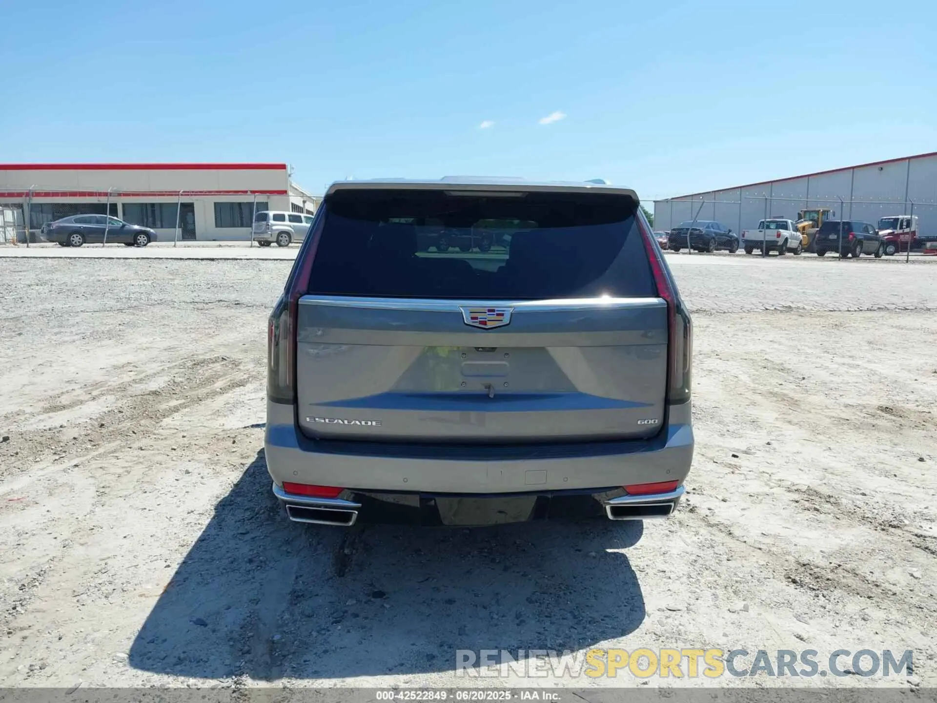 16 Photograph of a damaged car 1GYS3CKL9NR206472 CADILLAC ESCALADE 2022