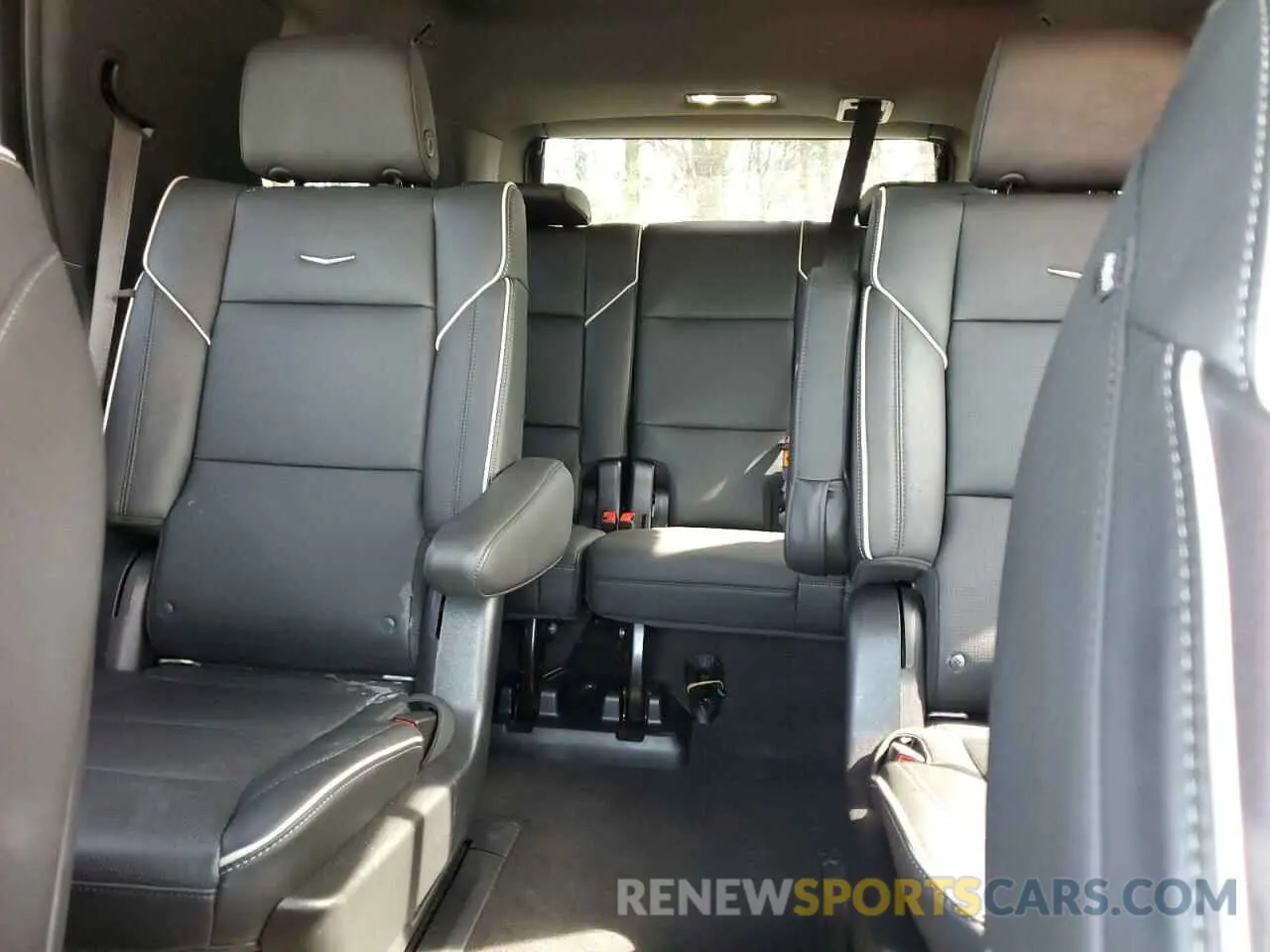 10 Фотография поврежденного автомобиля 1GYS4BKL9NR143137 CADILLAC ESCALADE 2022