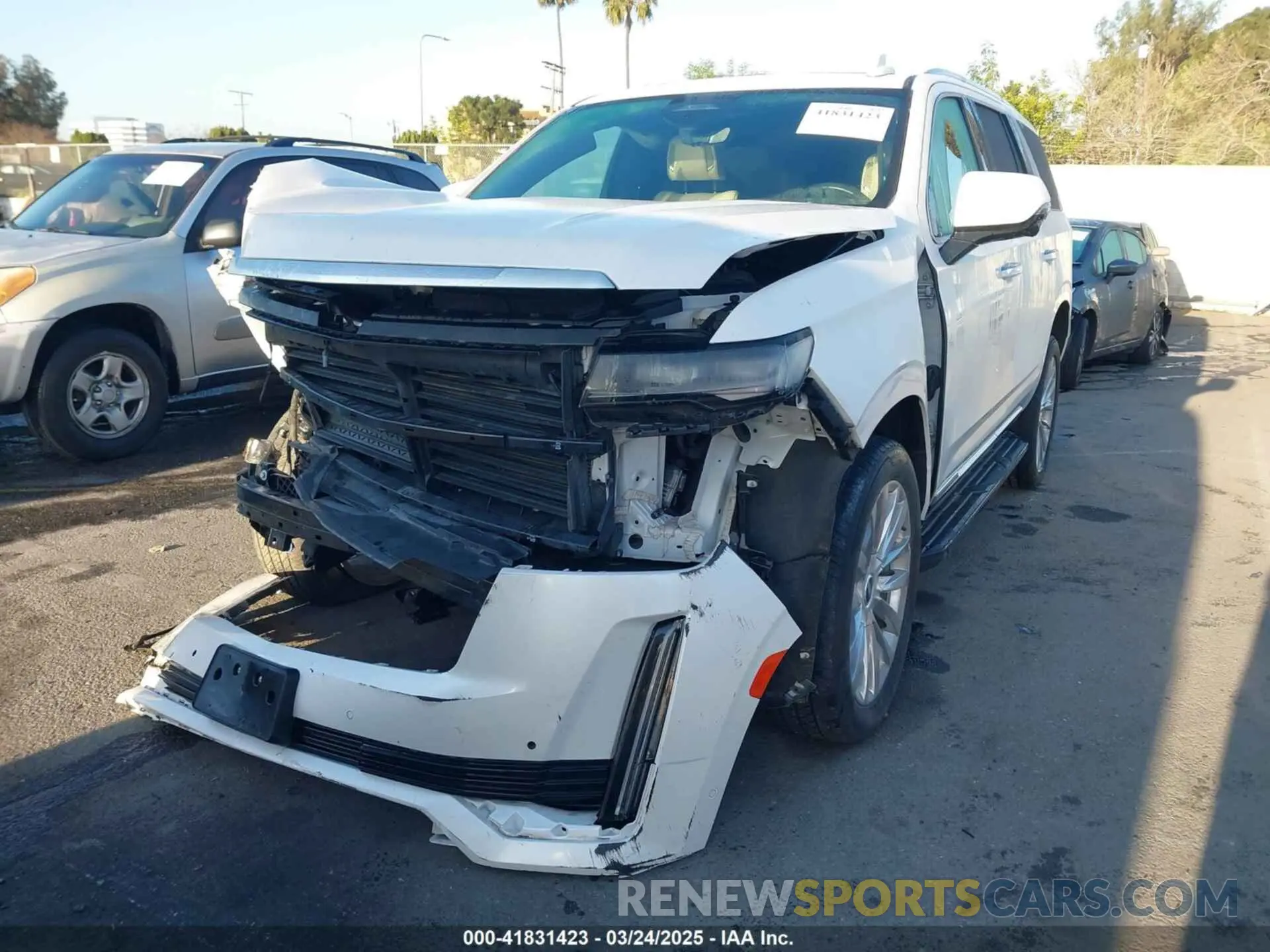 2 Фотография поврежденного автомобиля 1GYS4BKLXNR162960 CADILLAC ESCALADE 2022