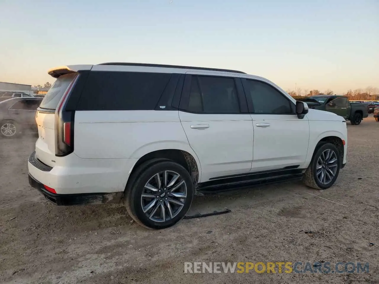 3 Photograph of a damaged car 1GYS4EKL5NR357429 CADILLAC ESCALADE 2022