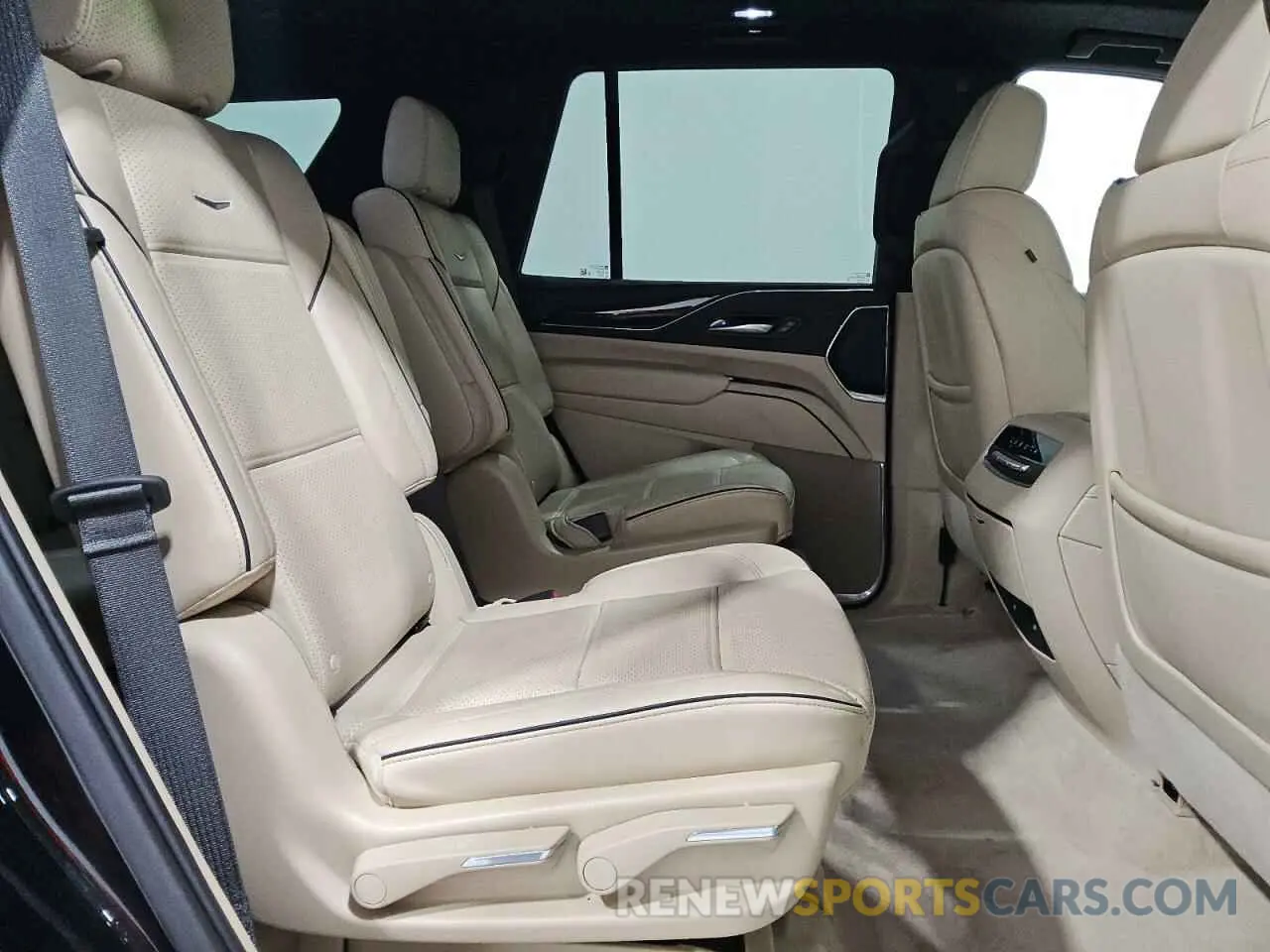 11 Фотография поврежденного автомобиля 1GYS4BKL3PR366857 CADILLAC ESCALADE 2023