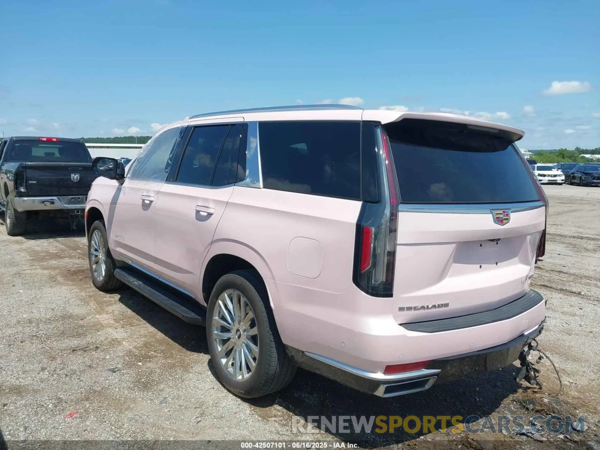 3 Фотография поврежденного автомобиля 1GYS4BKLXPR552766 CADILLAC ESCALADE 2023