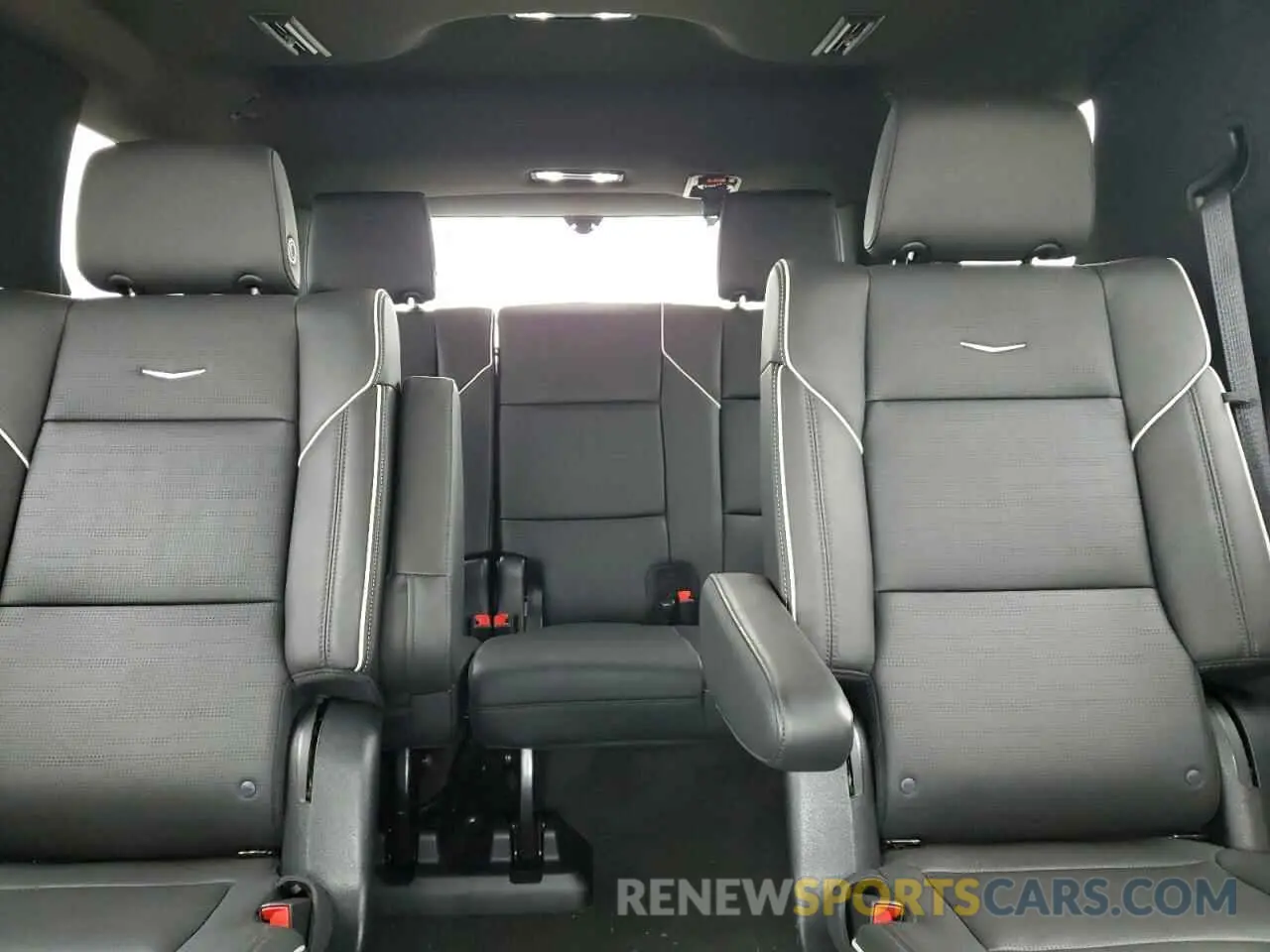 10 Фотография поврежденного автомобиля 1GYS4EKL2PR388124 CADILLAC ESCALADE 2023