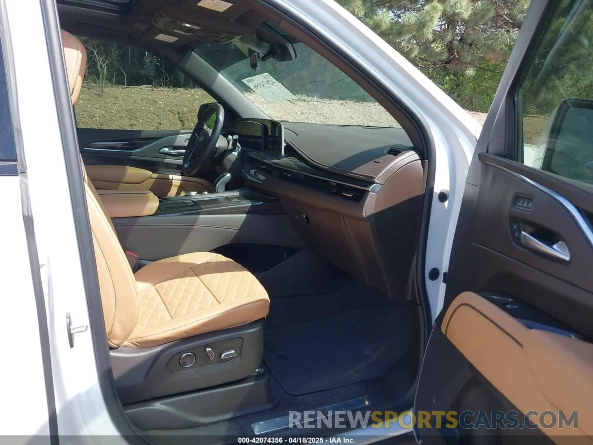 5 Фотография поврежденного автомобиля 1GYS4EKL9PR394714 CADILLAC ESCALADE 2023