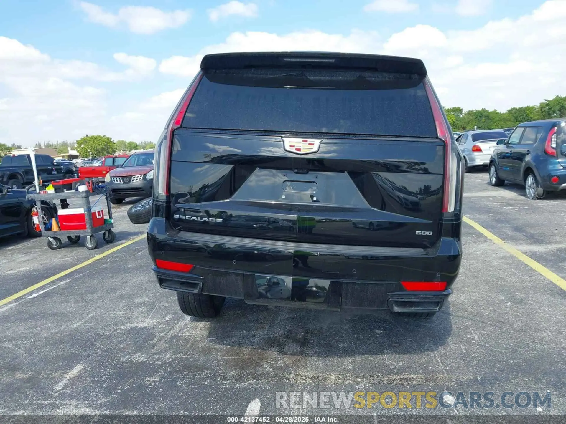 17 Фотография поврежденного автомобиля 1GYS4EKLXPR513435 CADILLAC ESCALADE 2023