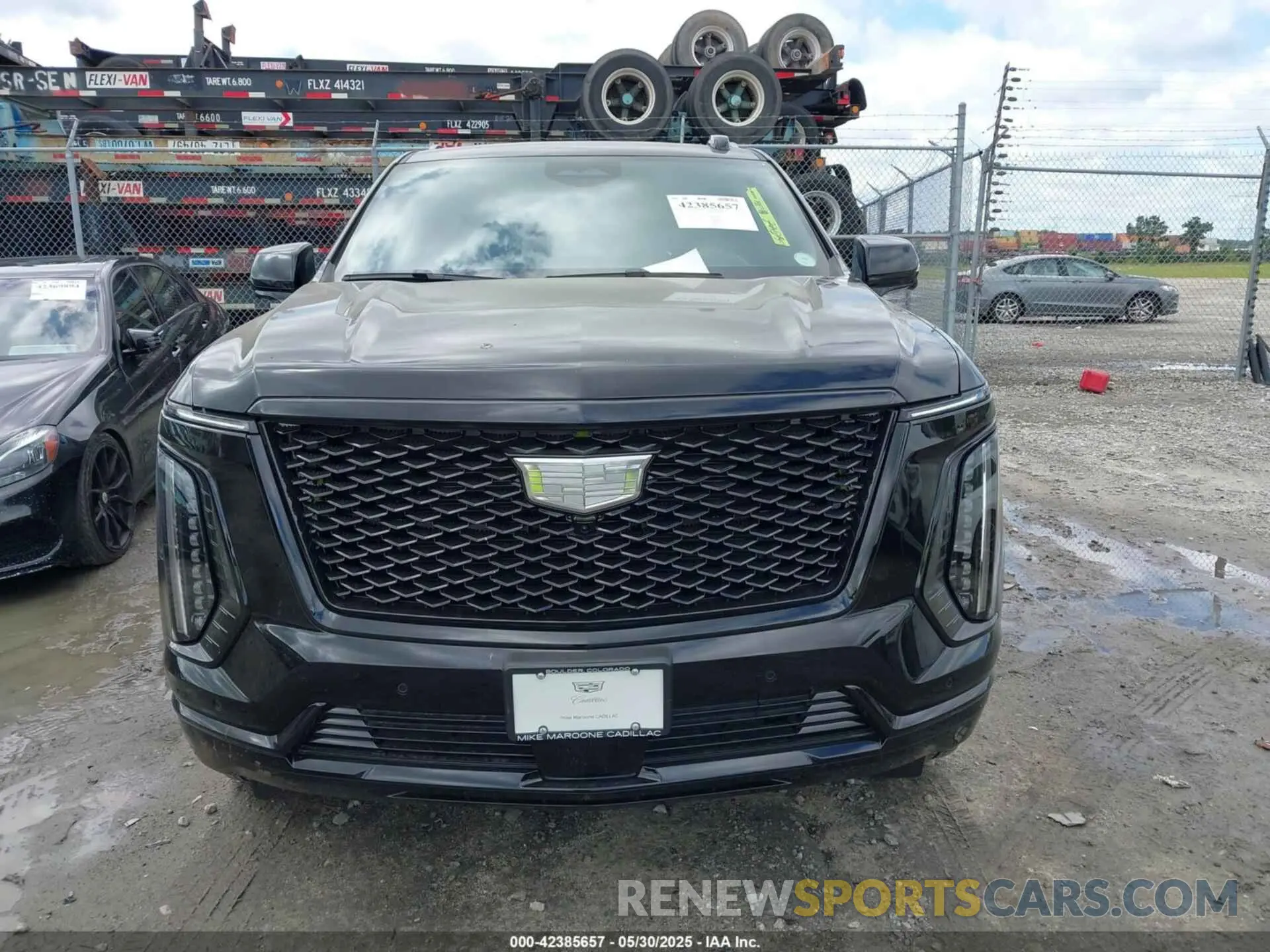 12 Photograph of a damaged car 1GYS9ERL6SR126042 CADILLAC ESCALADE 2025