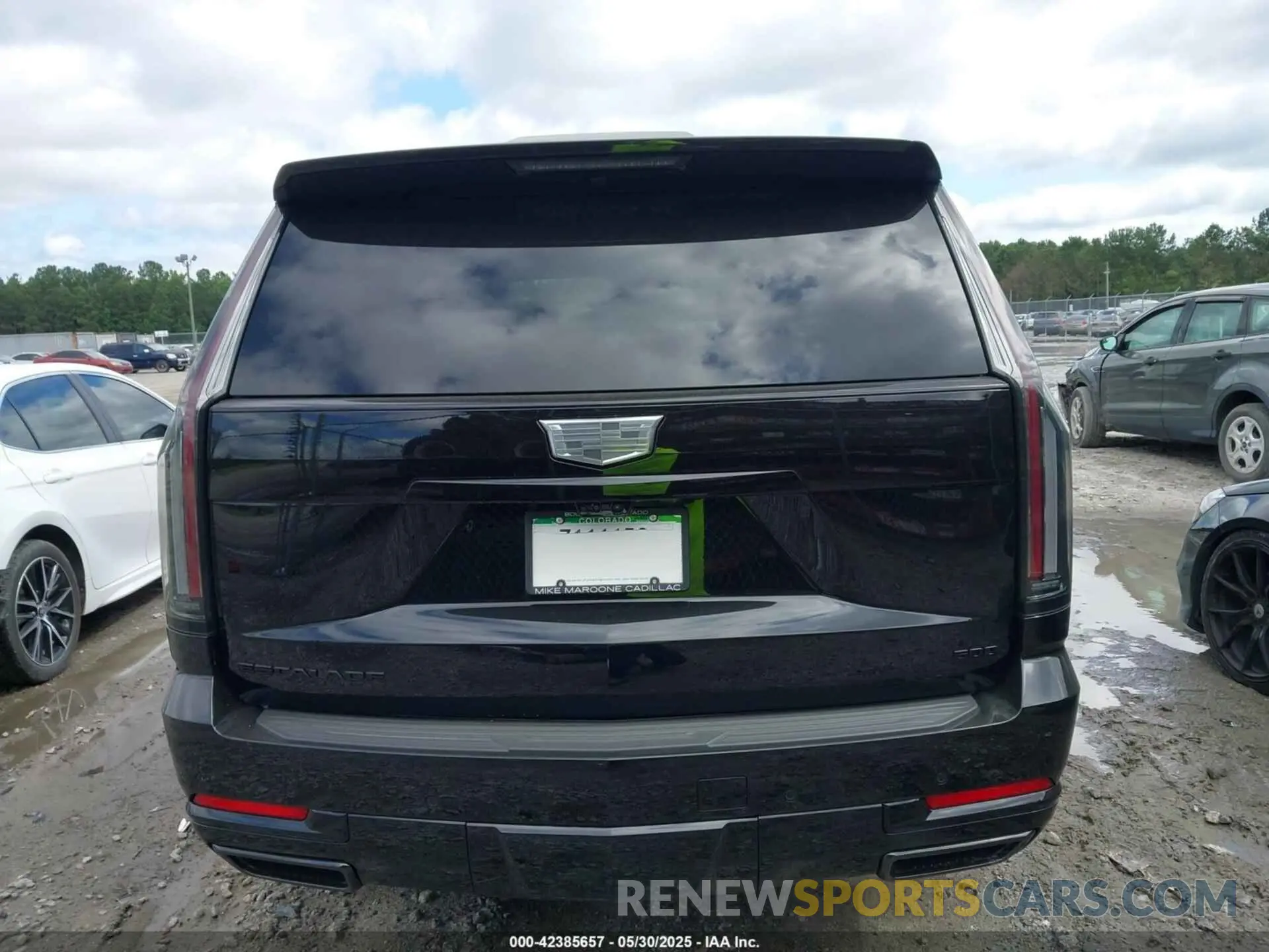 16 Photograph of a damaged car 1GYS9ERL6SR126042 CADILLAC ESCALADE 2025