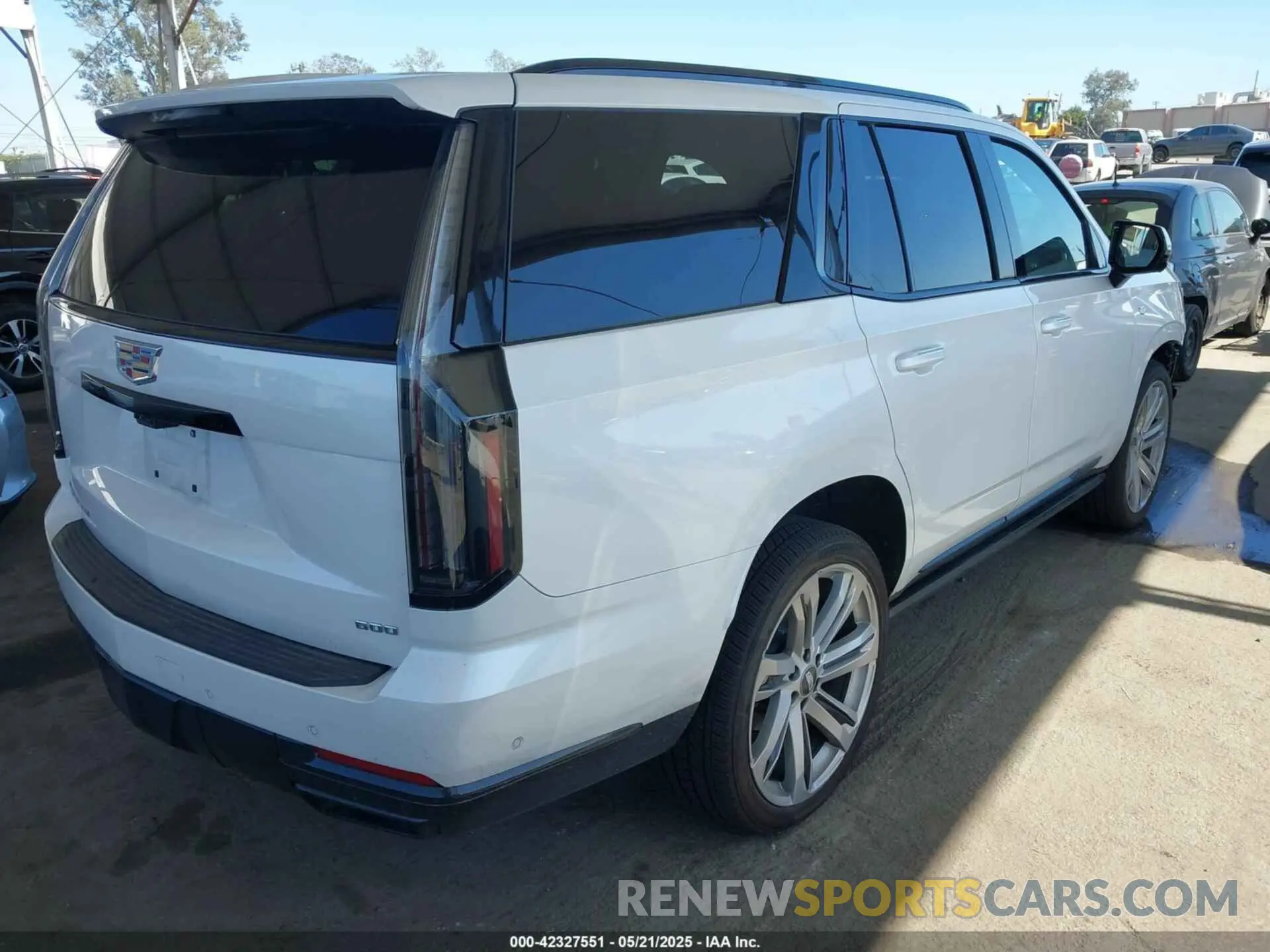 4 Photograph of a damaged car 1GYS9GRL5SR121703 CADILLAC ESCALADE 2025