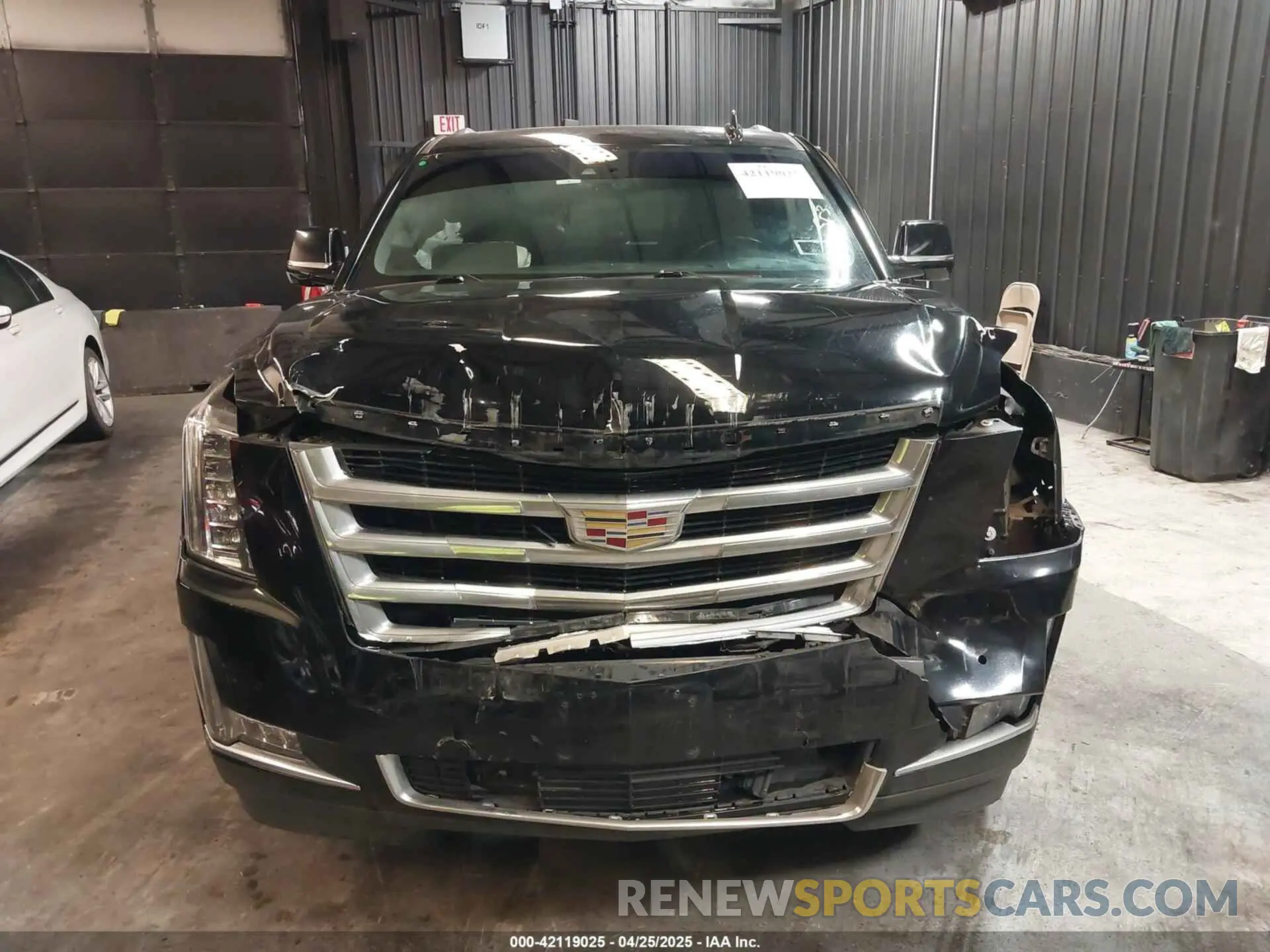 12 Фотография поврежденного автомобиля 1GYS4HKJ7KR113180 CADILLAC ESCALADE ESV 2019