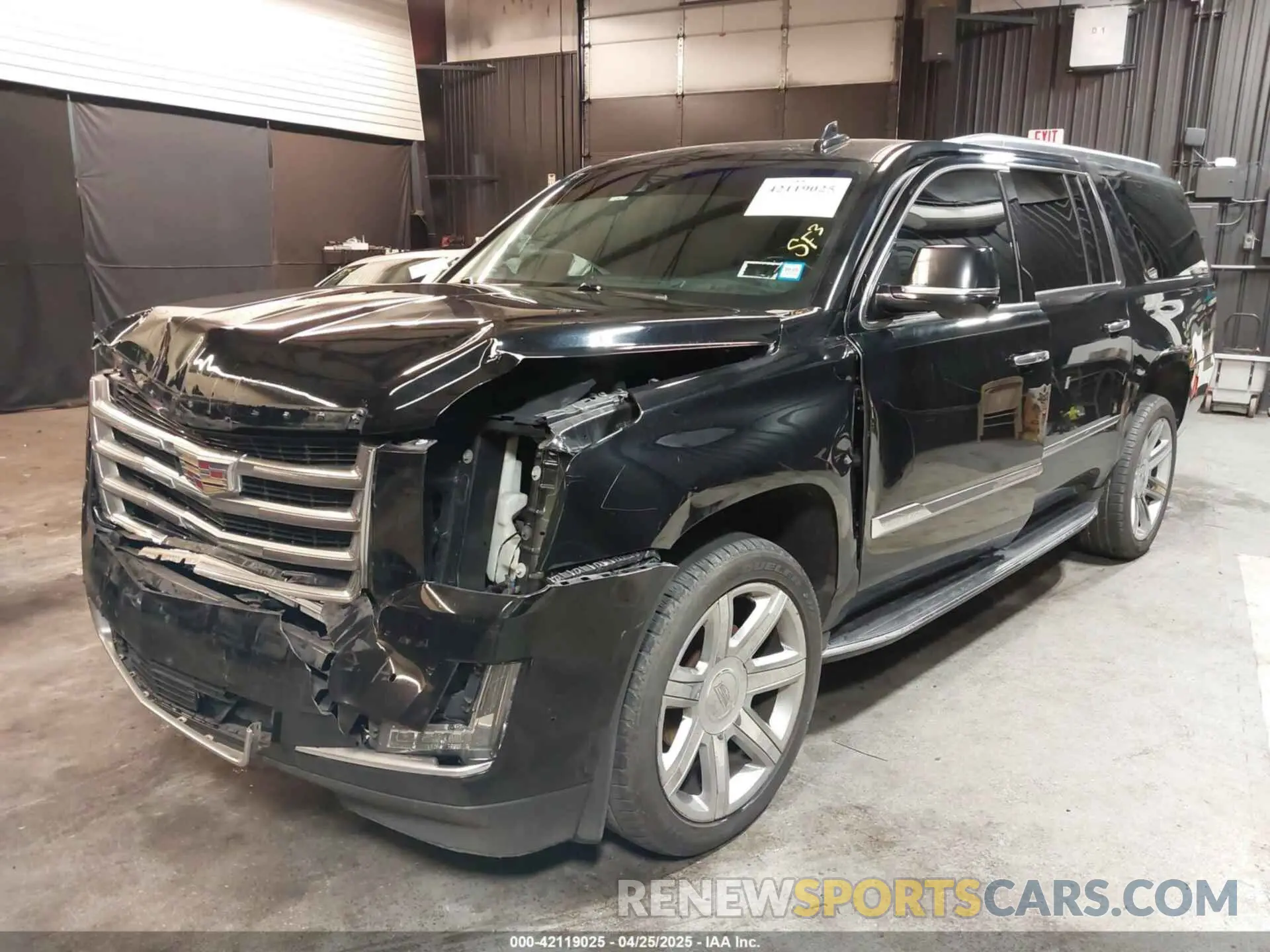 2 Фотография поврежденного автомобиля 1GYS4HKJ7KR113180 CADILLAC ESCALADE ESV 2019