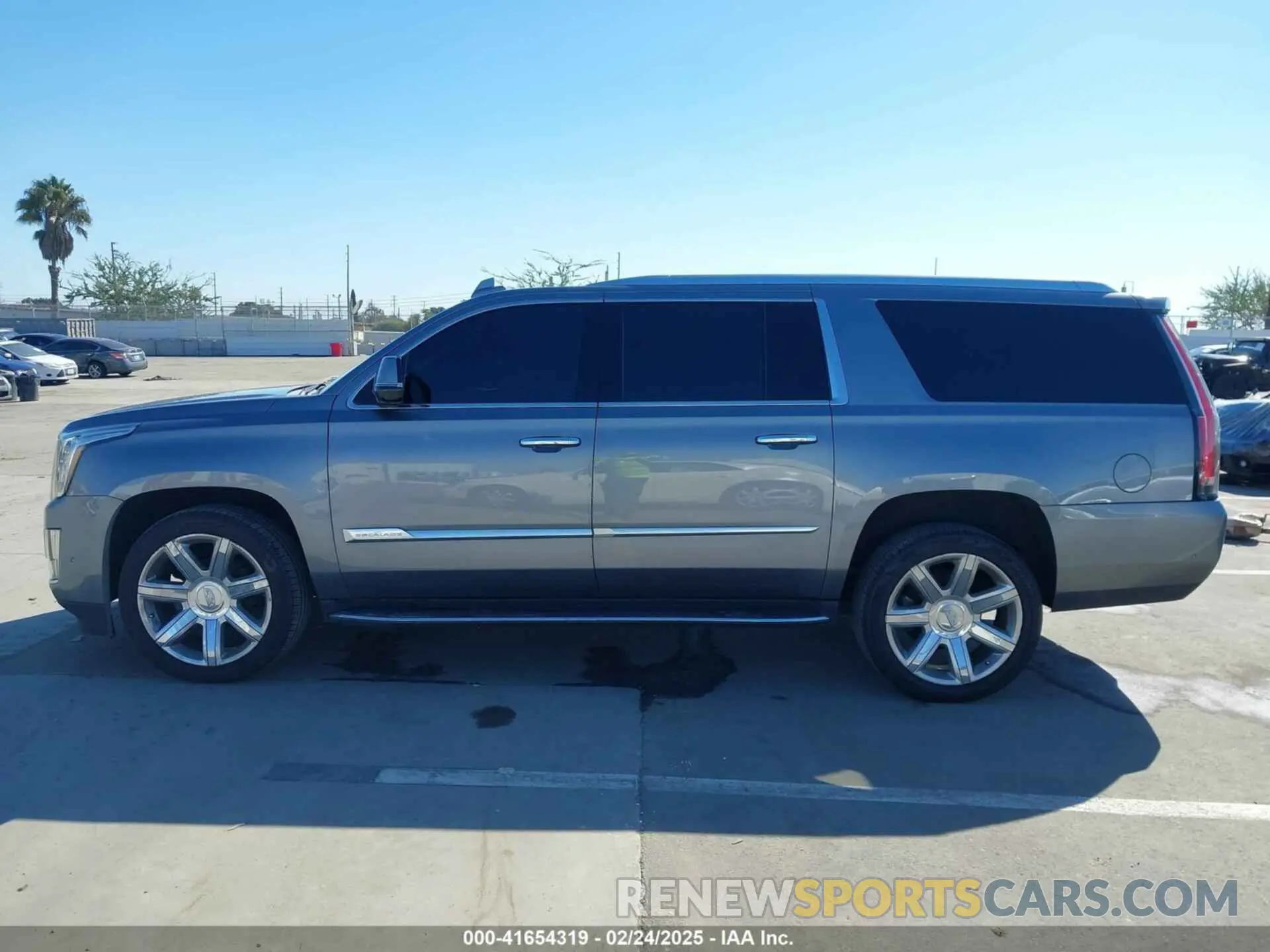 14 Фотография поврежденного автомобиля 1GYS3HKJ3LR224930 CADILLAC ESCALADE ESV 2020