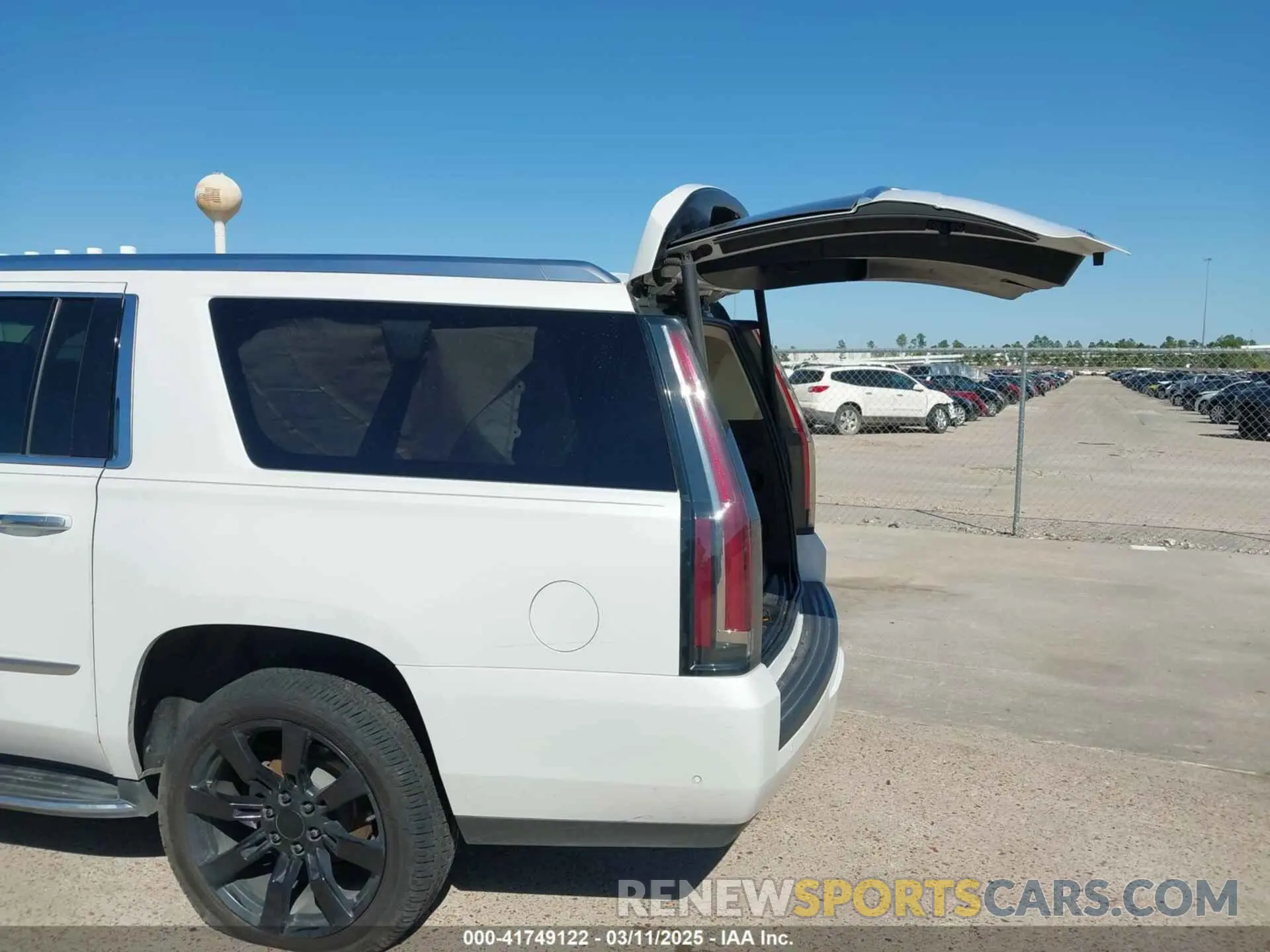 20 Фотография поврежденного автомобиля 1GYS3HKJ9LR130423 CADILLAC ESCALADE ESV 2020