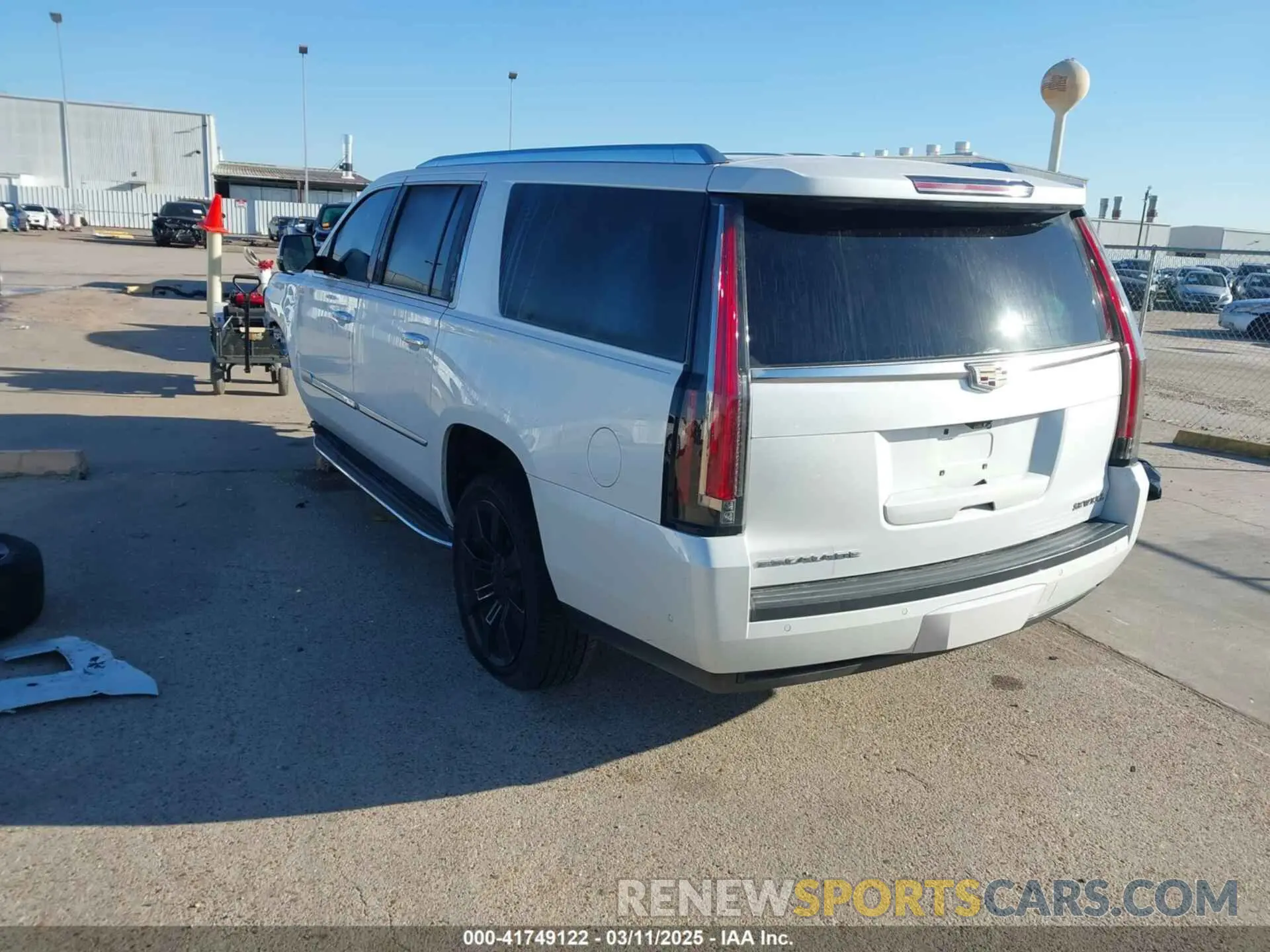 3 Фотография поврежденного автомобиля 1GYS3HKJ9LR130423 CADILLAC ESCALADE ESV 2020