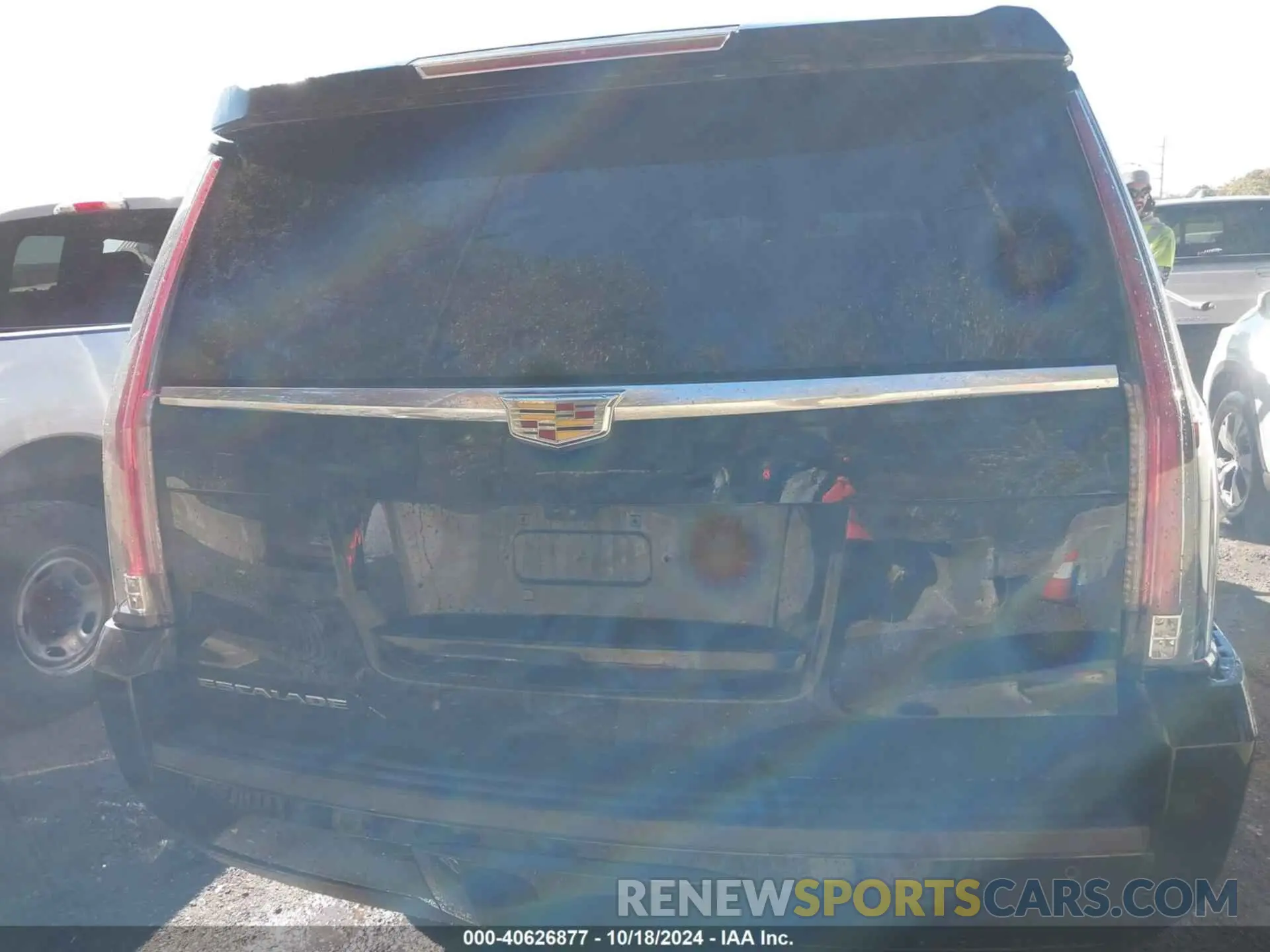 17 Photograph of a damaged car 1GYS3JKJ5LR156749 CADILLAC ESCALADE ESV 2020