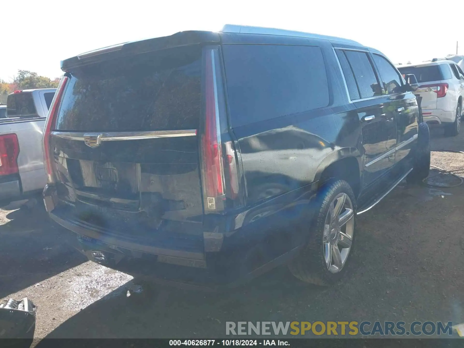 4 Photograph of a damaged car 1GYS3JKJ5LR156749 CADILLAC ESCALADE ESV 2020